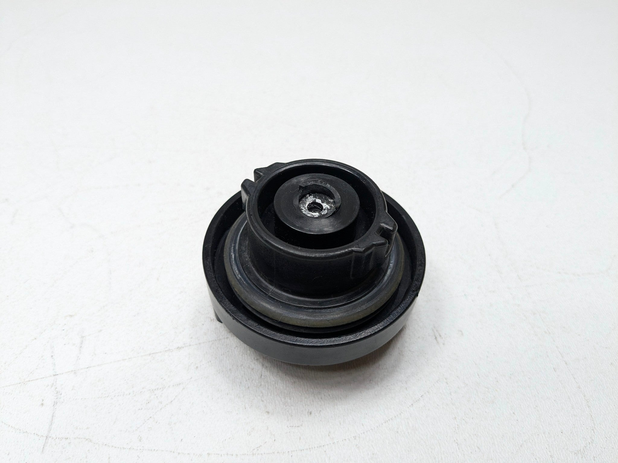 2008 - 2011 OEM AUDI A4 GASOLINE FUEL TANK FILLER NECK COVER CAP