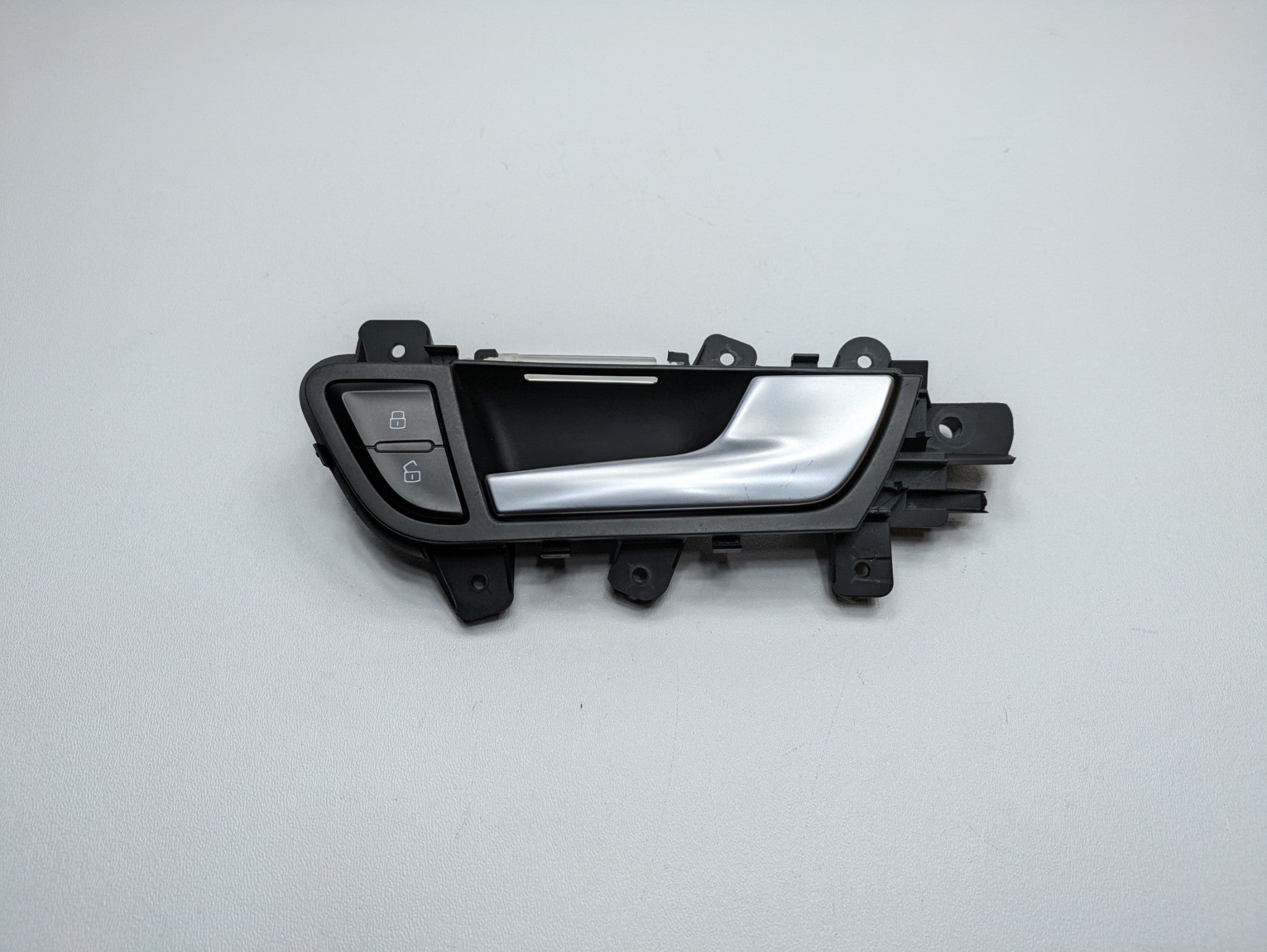 2008 - 2011 OEM AUDI A4 FRONT RIGHT PASSENGER SIDE INTERIOR DOOR HANDLE