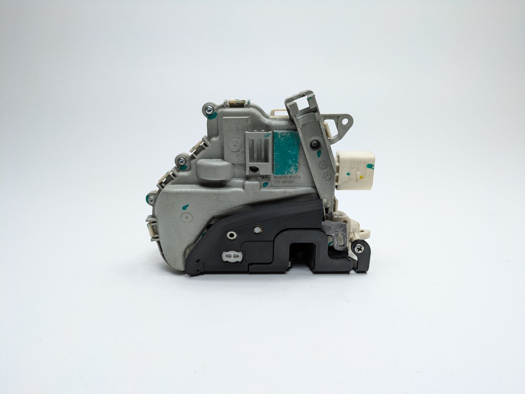 2008 - 2011 OEM AUDI A4 FRONT LEFT DRIVER SIDE DOOR LATCH LOCK ACTUATOR