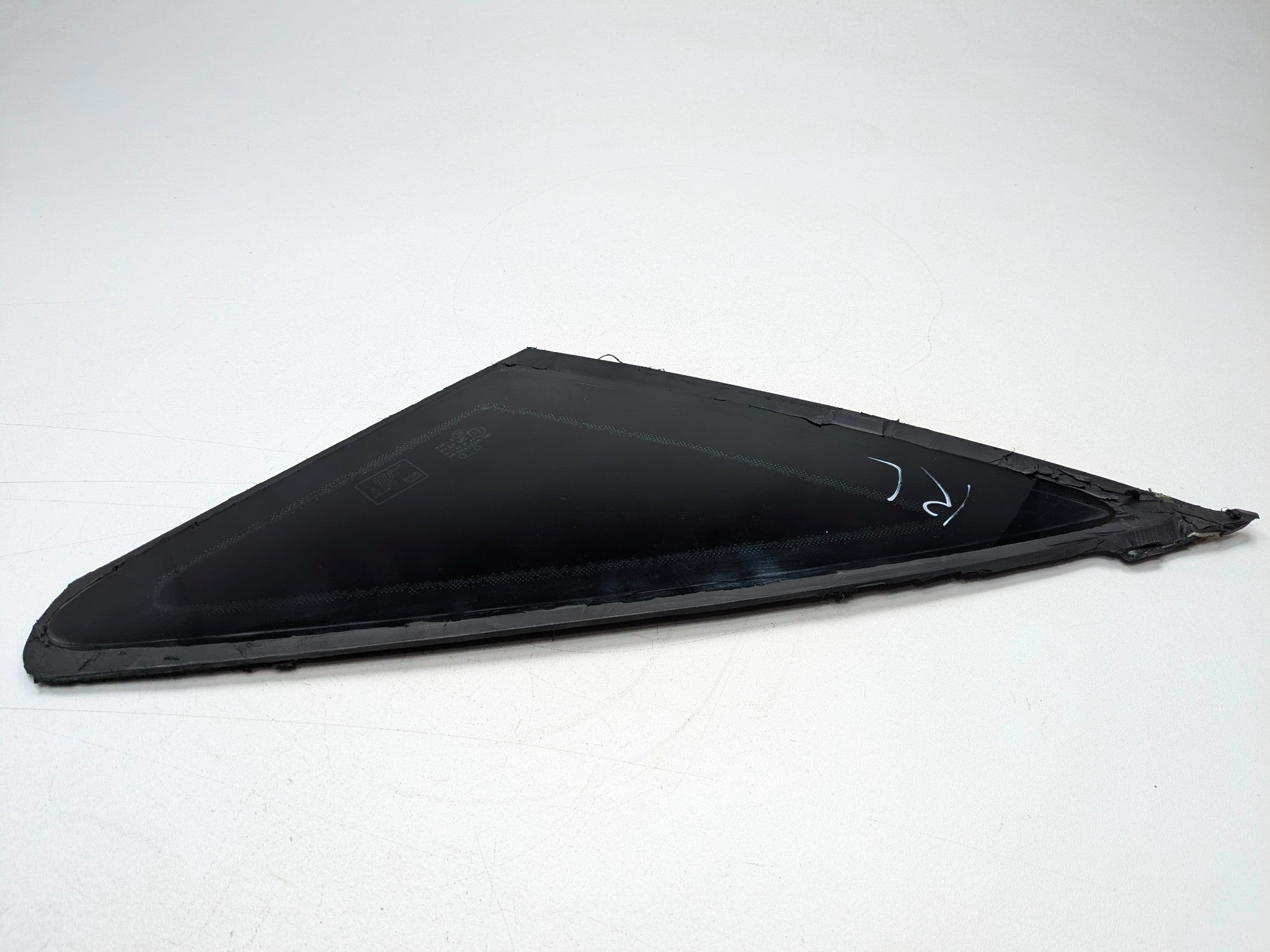 2008 - 2011 OEM AUDI A4 REAR LEFT DRIVER SIDE DOOR VENT WINDOW GLASS