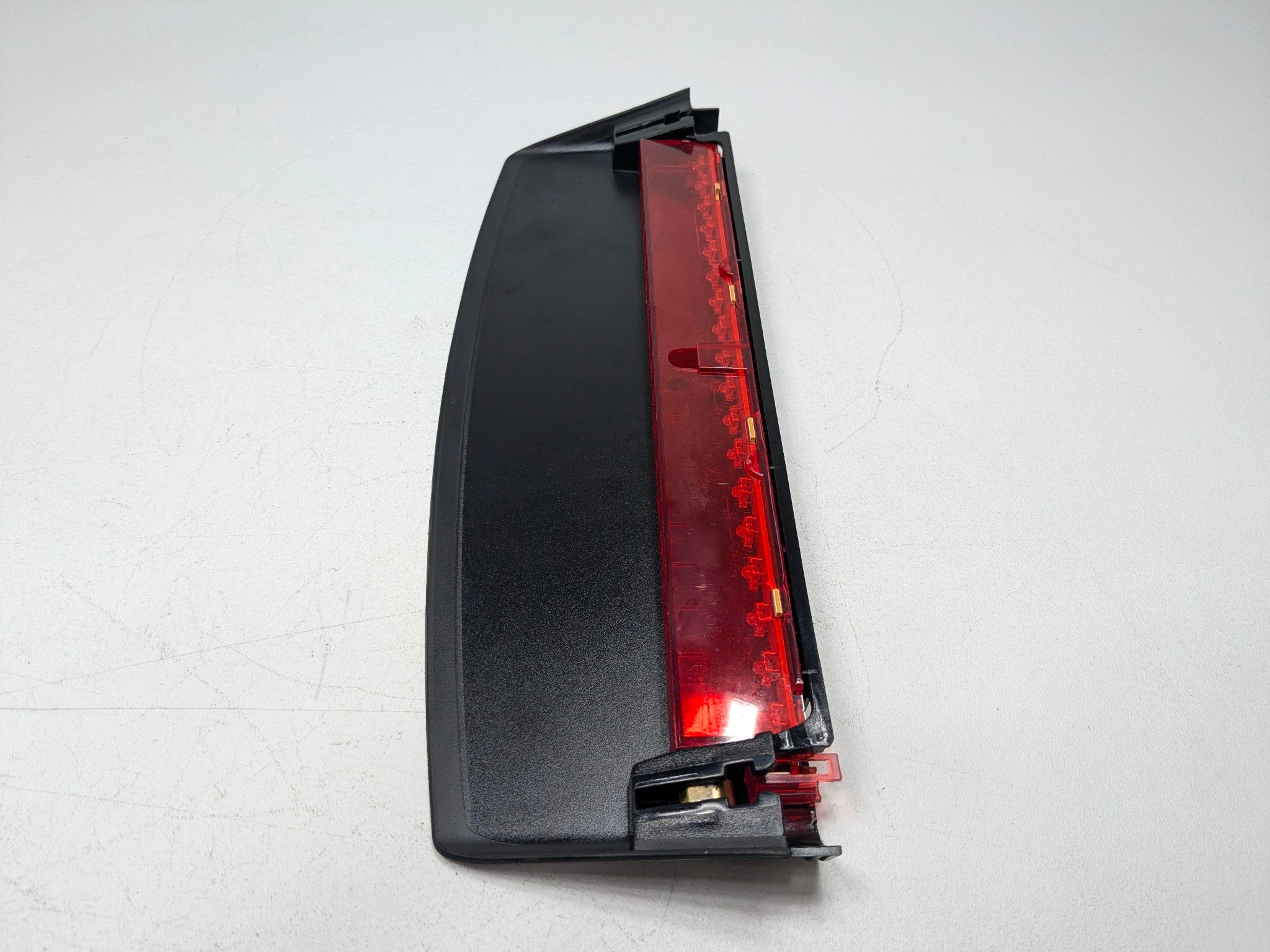 2008 - 2011 OEM AUDI A4 REAR CENTER THIRD BRAKE LIGHT LAMP