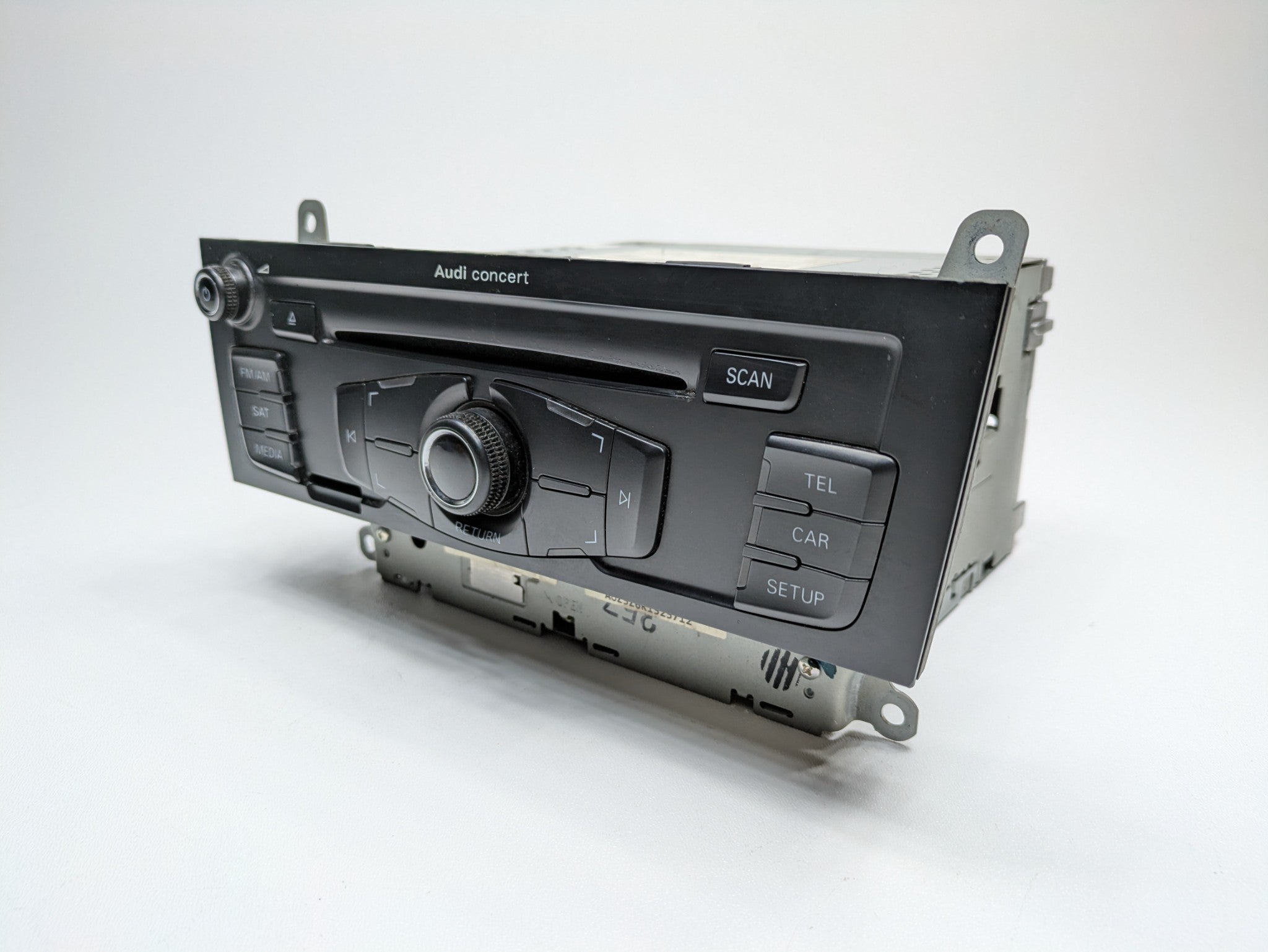 2008 - 2011 OEM AUDI A4 AM FM RADIO CD PLAYER MULTIMEDIA RECEIVER UNIT
