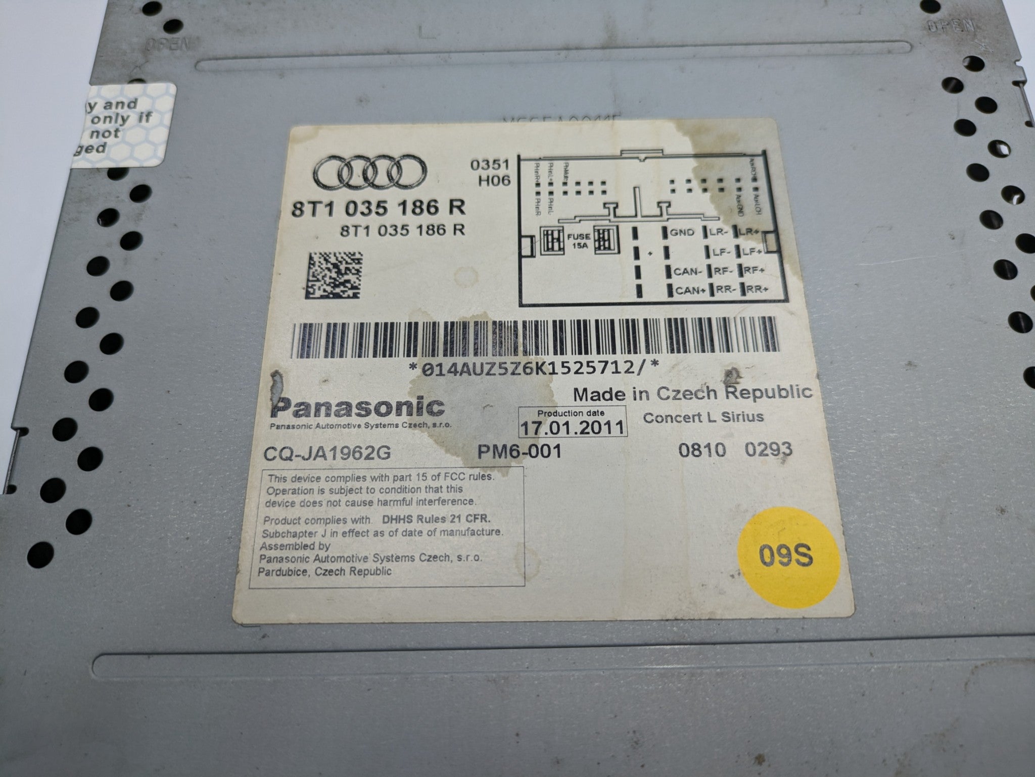 2008 - 2011 OEM AUDI A4 AM FM RADIO CD PLAYER MULTIMEDIA RECEIVER UNIT