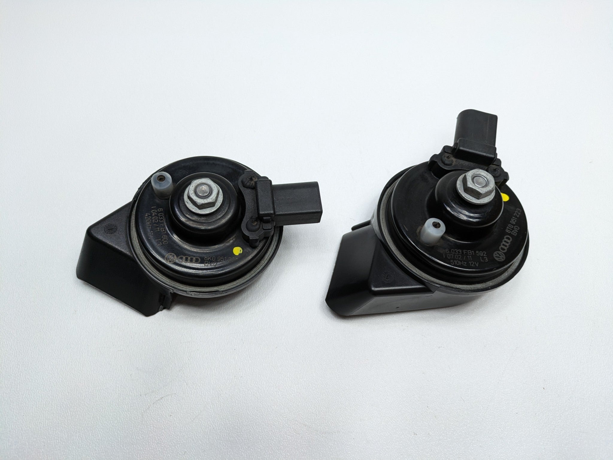 2008 - 2011 OEM AUDI A4 LEFT AND RIGHT HIGH AND LOW TONE HORN SET