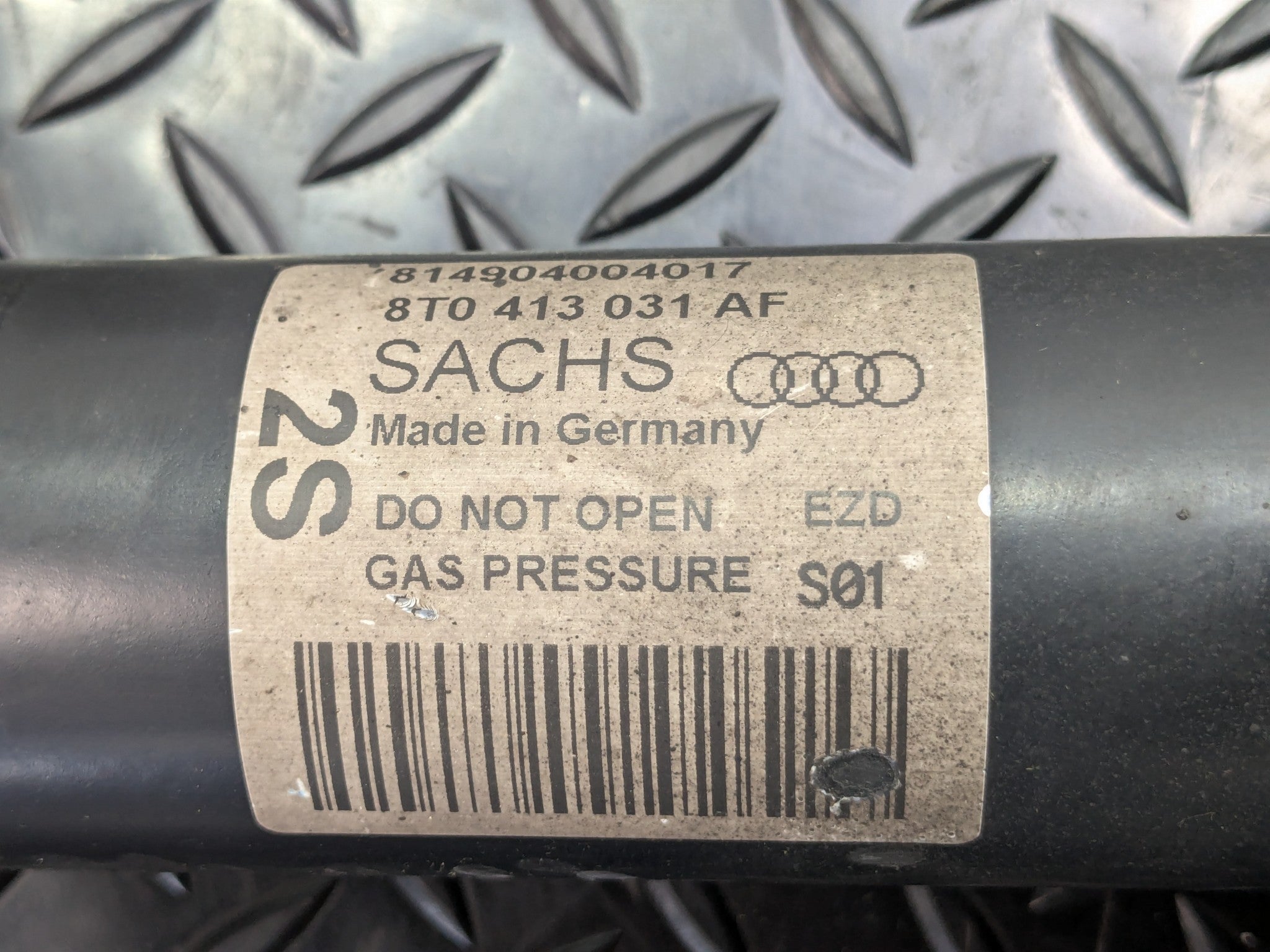2008 - 2011 OEM AUDI A4 FRONT LEFT SUSPENSION SHOCK STRUT ABSORBER