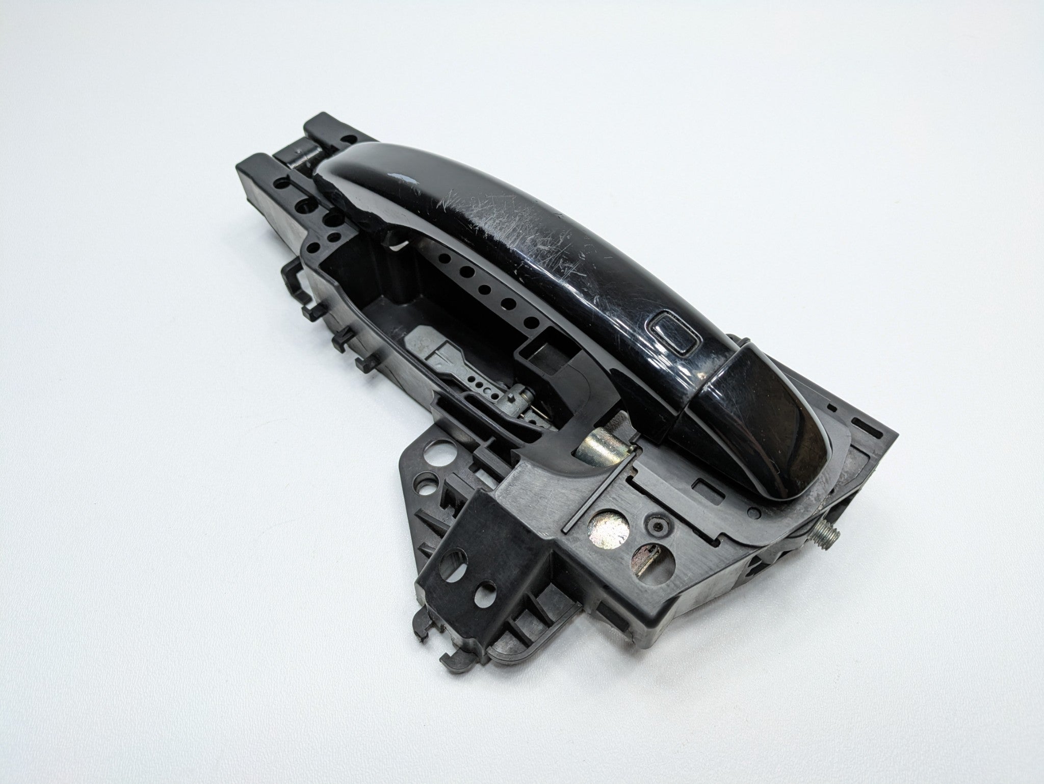 2008 - 2011 OEM AUDI A4 REAR LEFT PASSANGER OUTSIDE DOOR HANDLE FIT