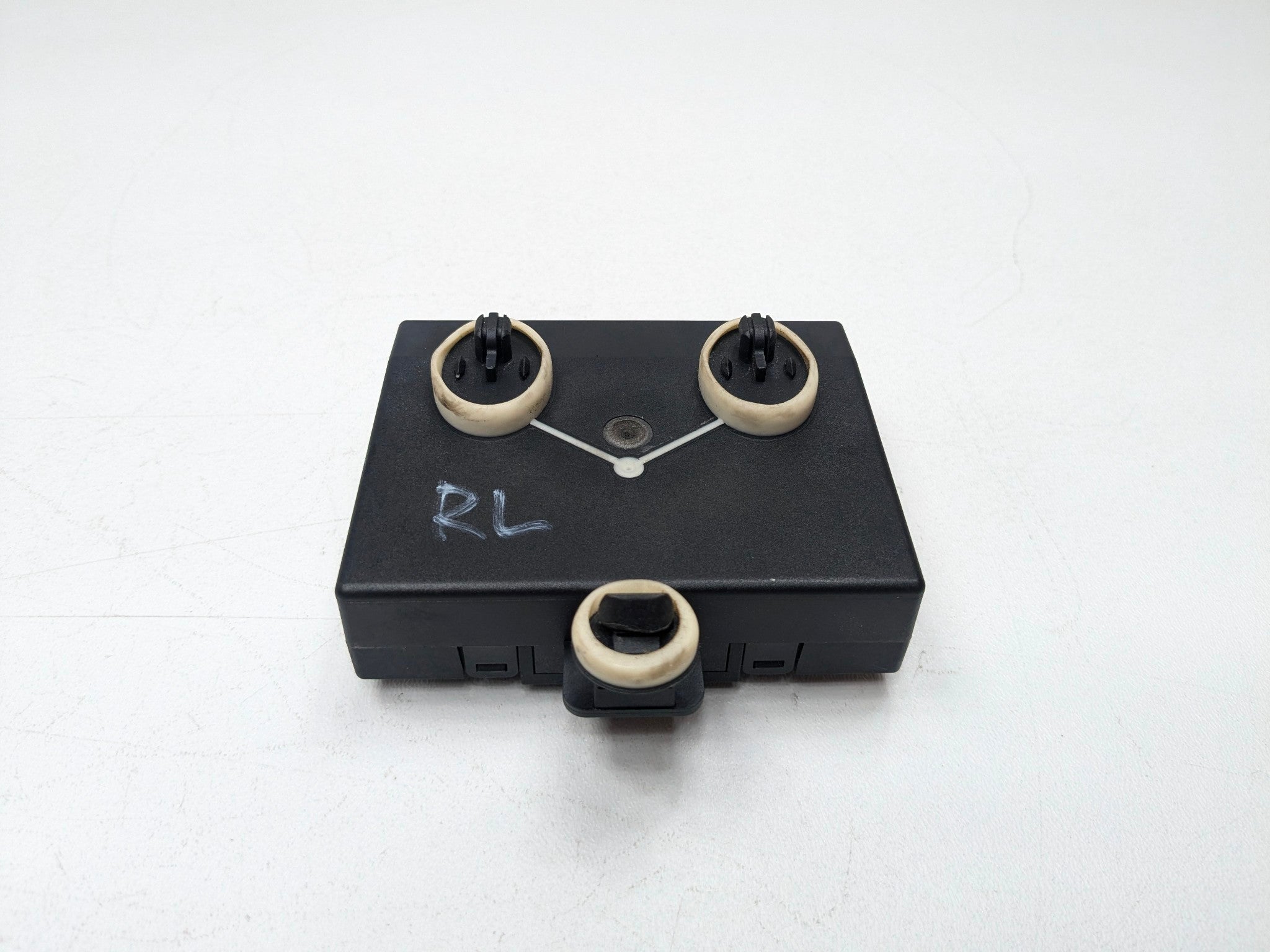 2008 - 2011 OEM AUDI A4 REAR LEFT DRIVER SIDE DOOR CONTROL MODULE UNIT