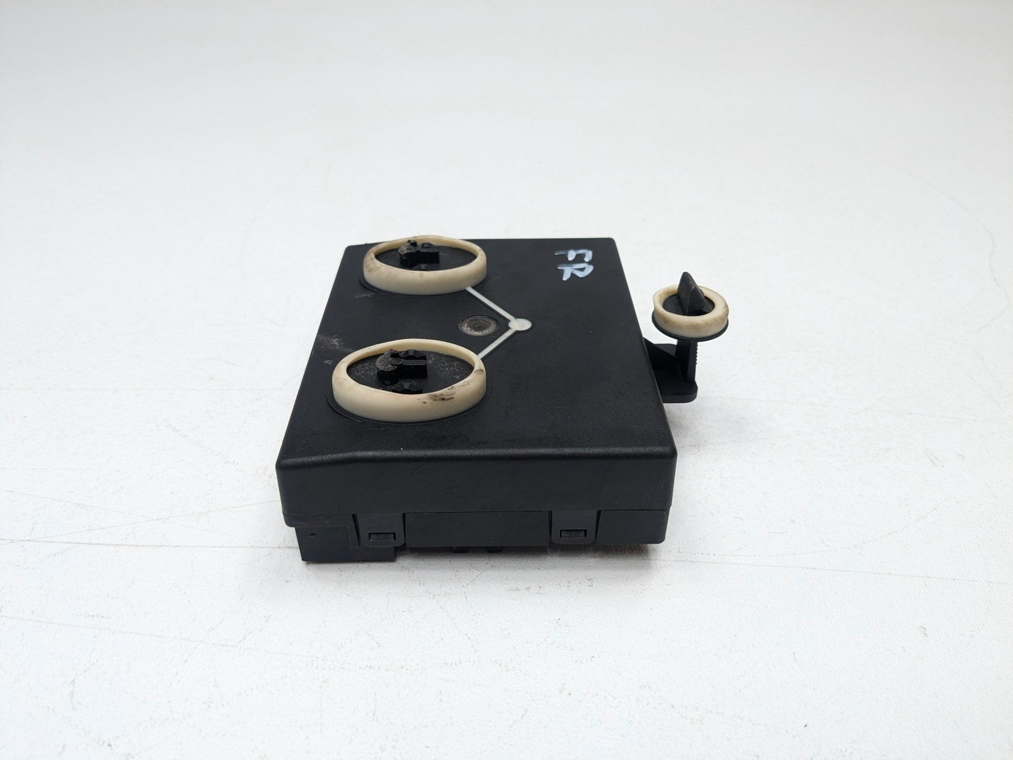 2008 - 2011 OEM AUDI A4 FRONT RIGHT PASSENGER SIDE DOOR CONTROL MODULE UNIT
