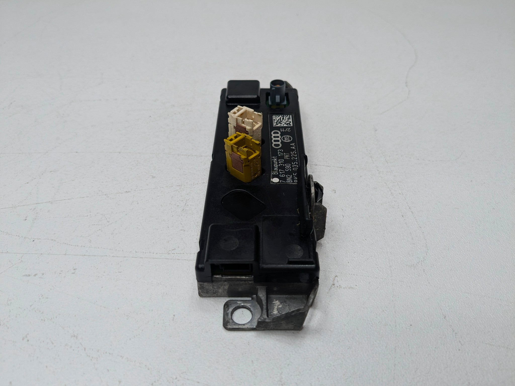 2008 - 2011 OEM AUDI A4 RADIO ANTENNA BOOSTER AMPLIFIER TRAP CIRCUIT MODULE