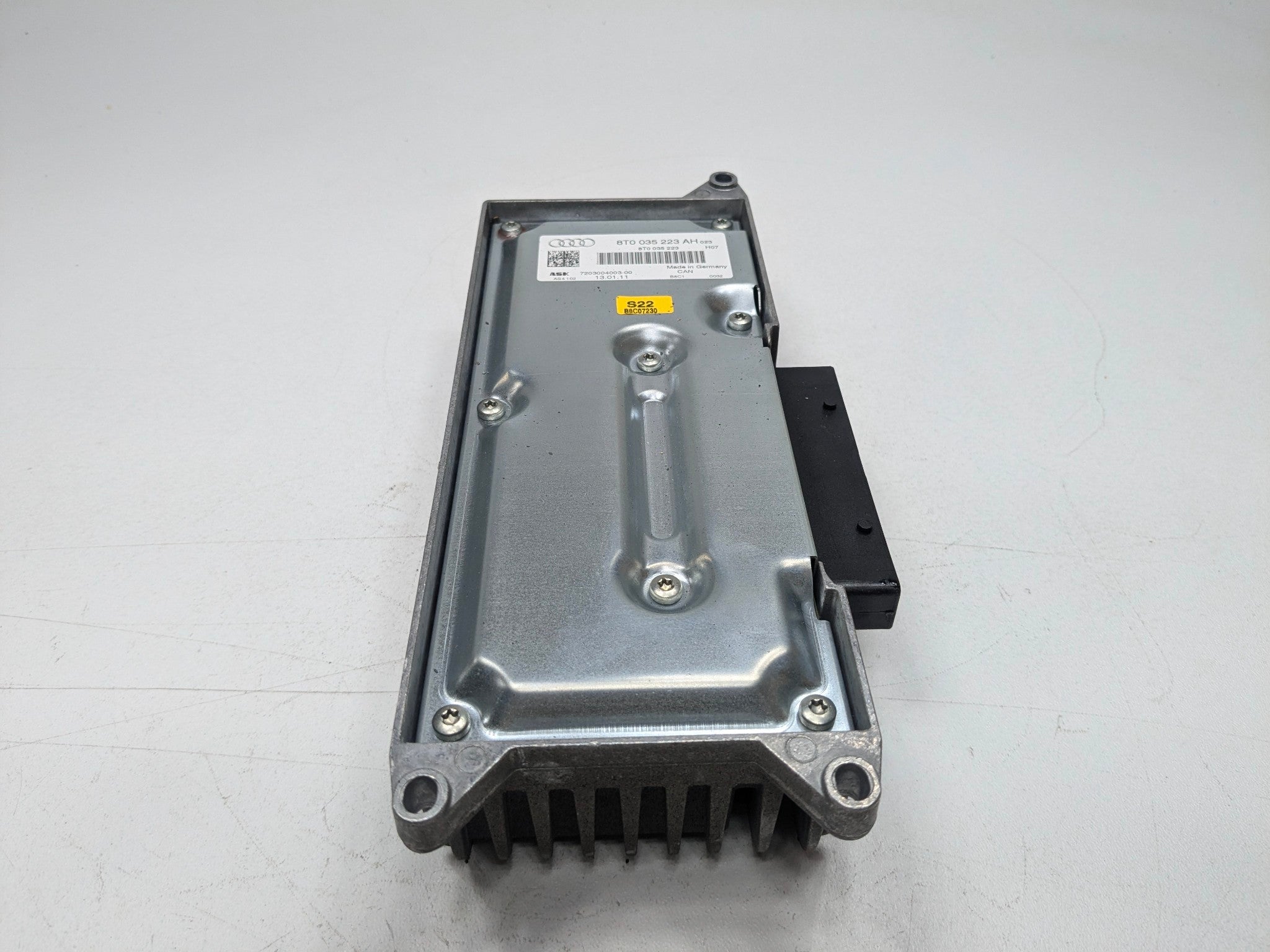 2008 - 2011 OEM AUDI A4 AUDIO EQUIPMENT RADIO AMPLIFIER TRUNK MOUNTED FITS
