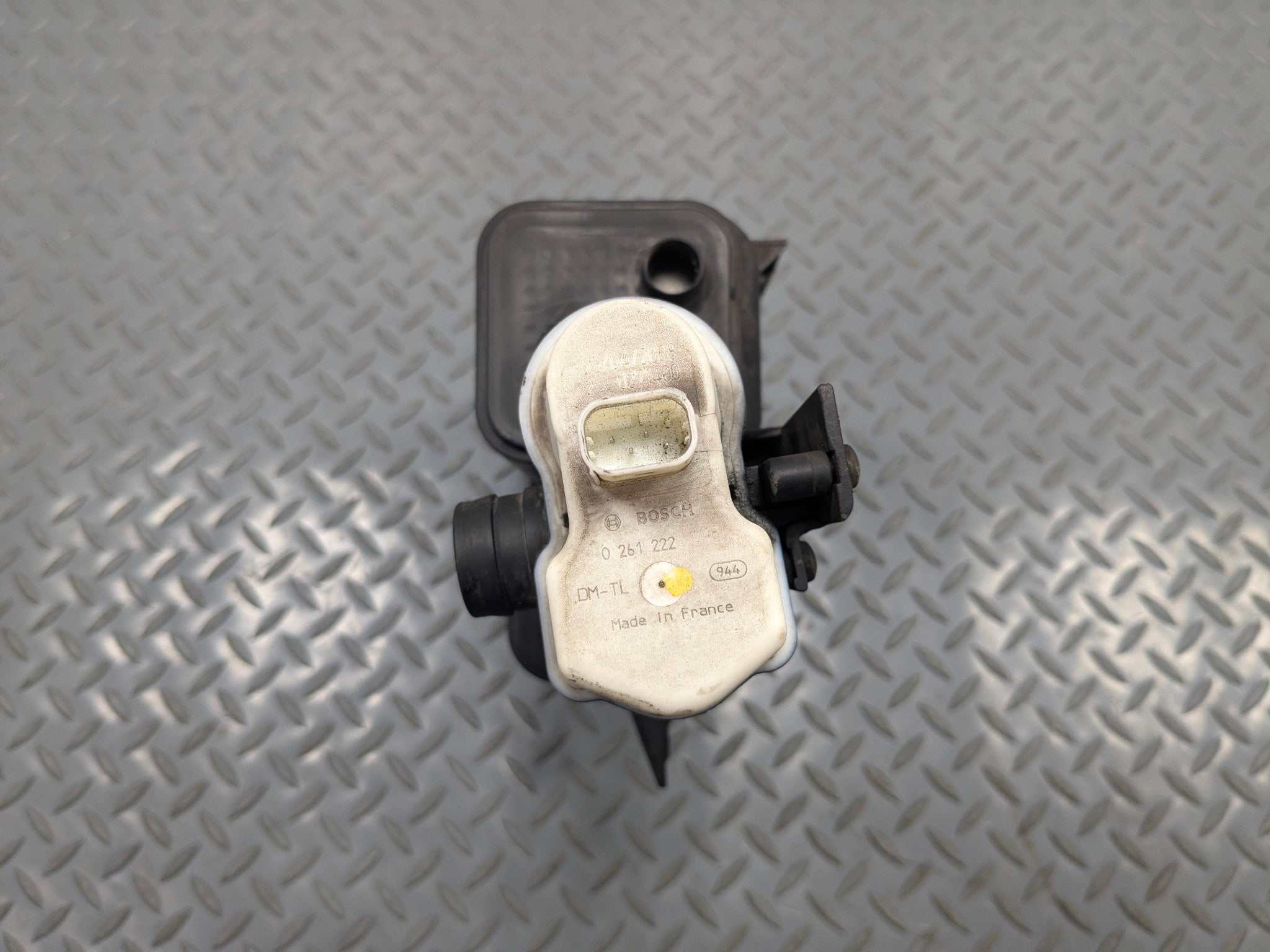 06 - 13 OEM MINI COOPER FUEL GAS CHARCOAL VAPOR EVAPORATOR EVAP CANISTER SYSTEM