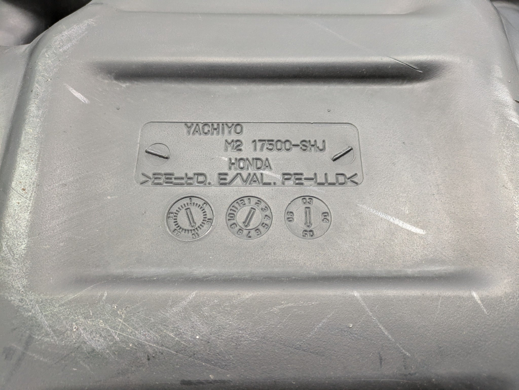 05 - 10 OEM HONDA ODYSSEY FUEL TANK RESERVOIR ASSEMBLY