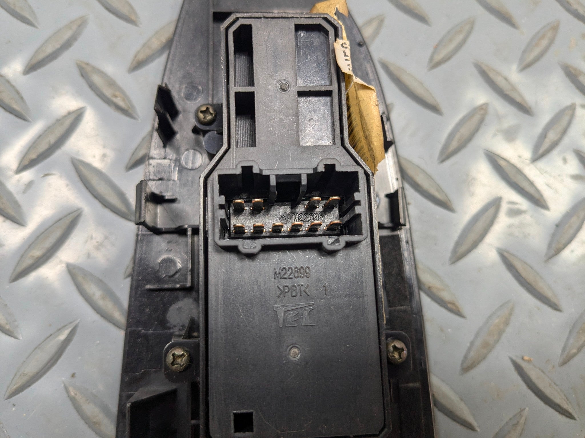 05 - 10 OEM HONDA ODYSSEY FRONT RIGHT PASSENGER SIDE POWER WINDOW MIRROR SWITCH