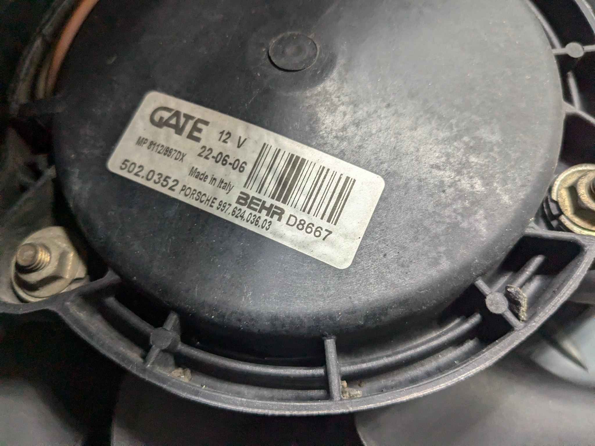 06 - 08 OEM PORSCHE CAYMAN RIGHT SIDE ELECTRIC COOLING MOTOR FAN ASSEMBLY