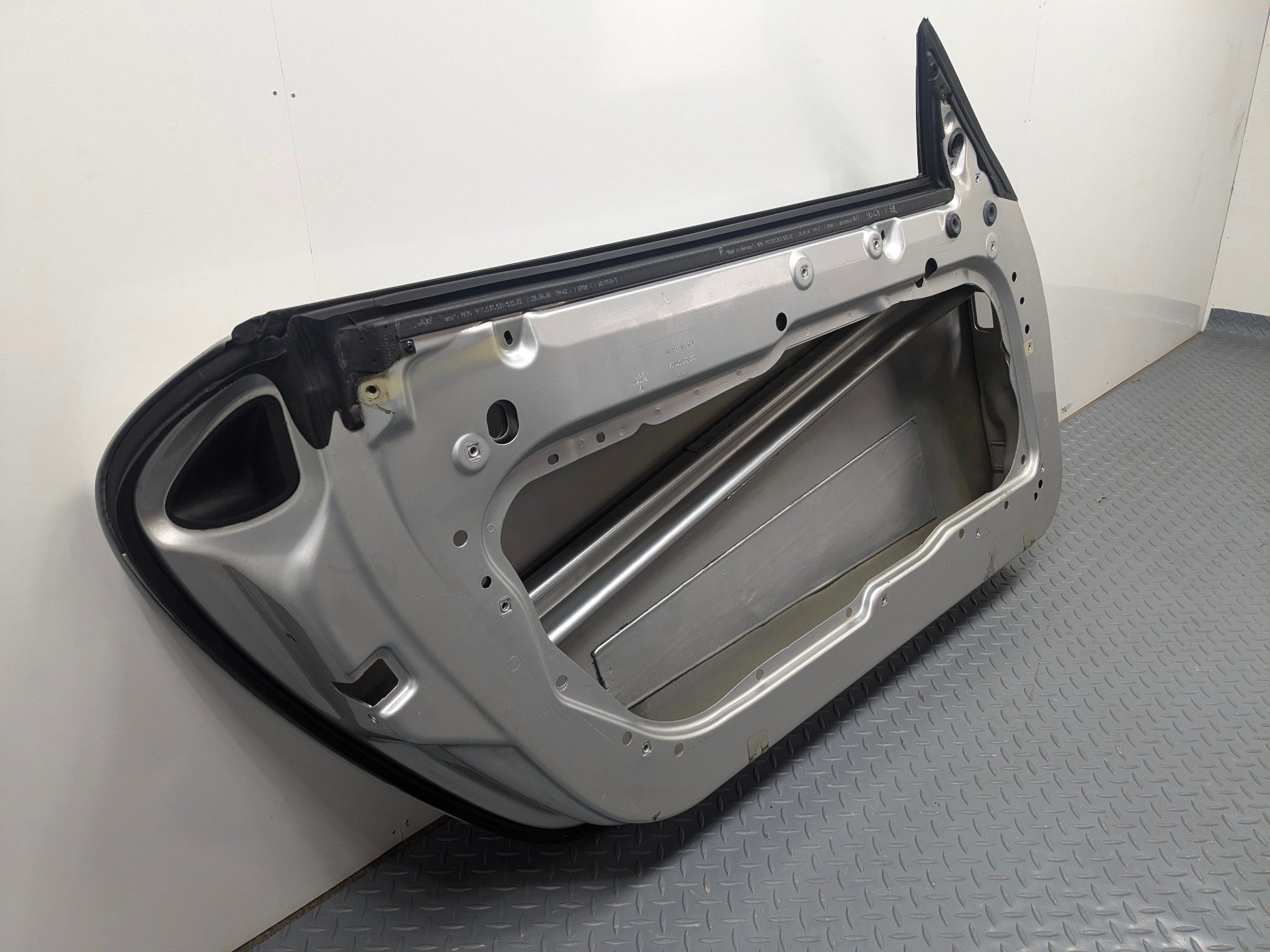 2006 - 2008 OEM PORSCHE CAYMAN FRONT LEFT DRIVER SIDE DOOR SHELL PANEL