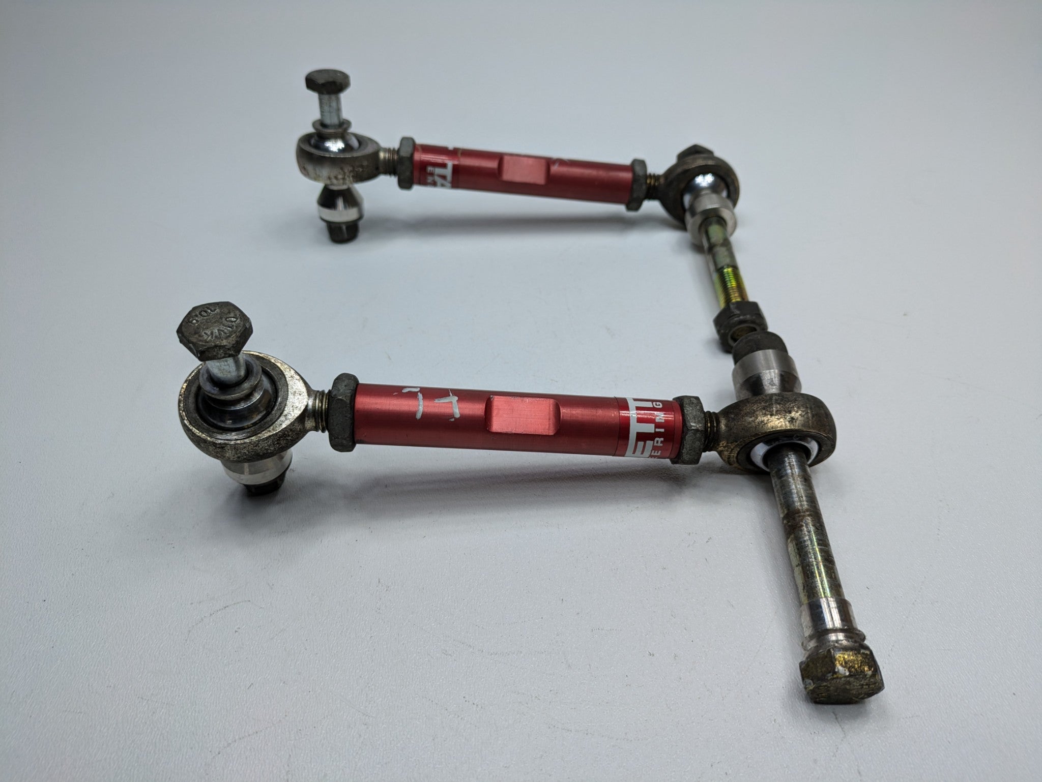 2006 - 2008 OEM PORSCHE CAYMAN FRONT LEFT AND RIGHT TARETT SWAY BAR END LINK