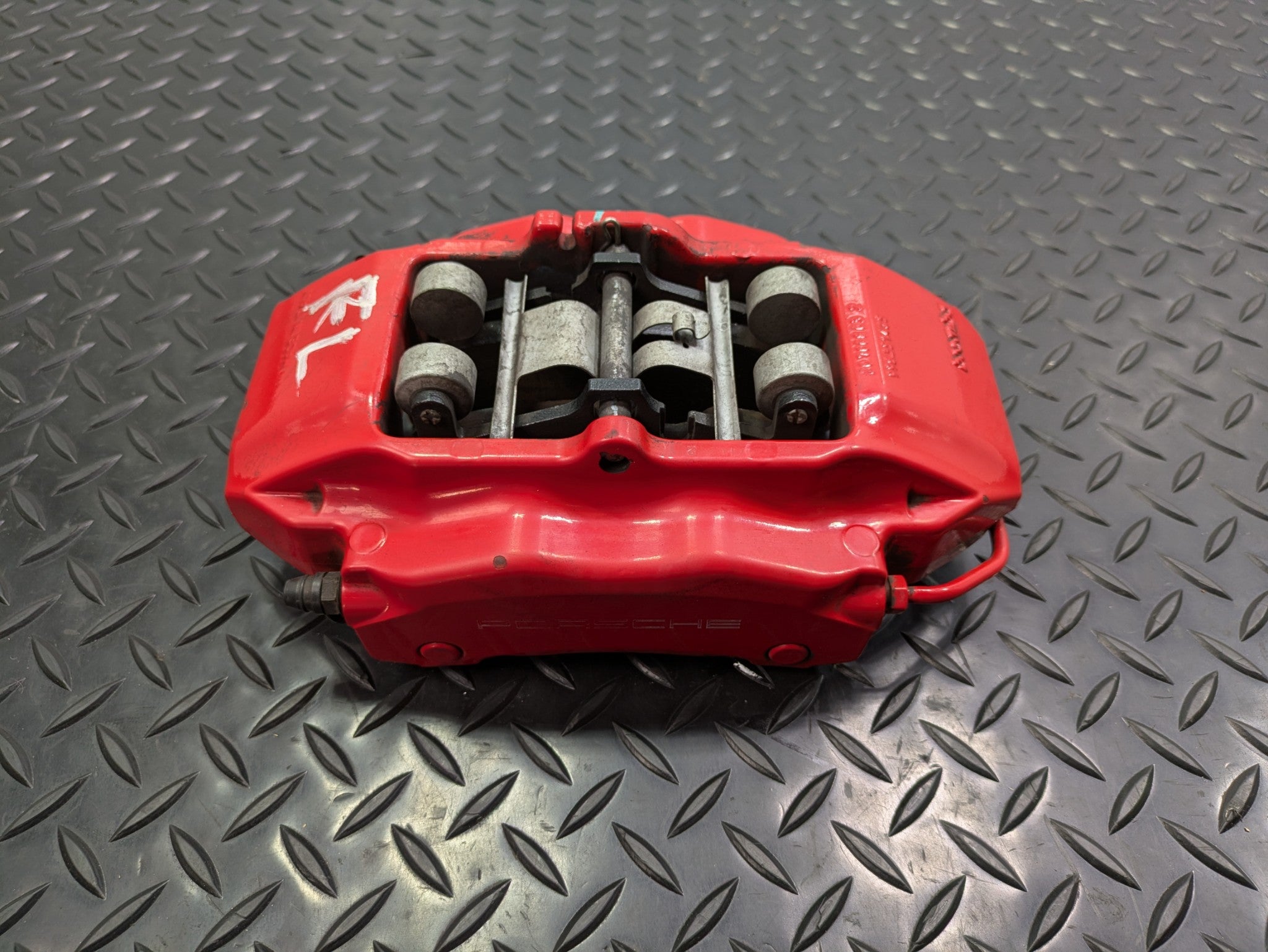 2006 - 2008 OEM PORSCHE CAYMAN FRONT LEFT DRIVER SIDE BRAKE CALIPER