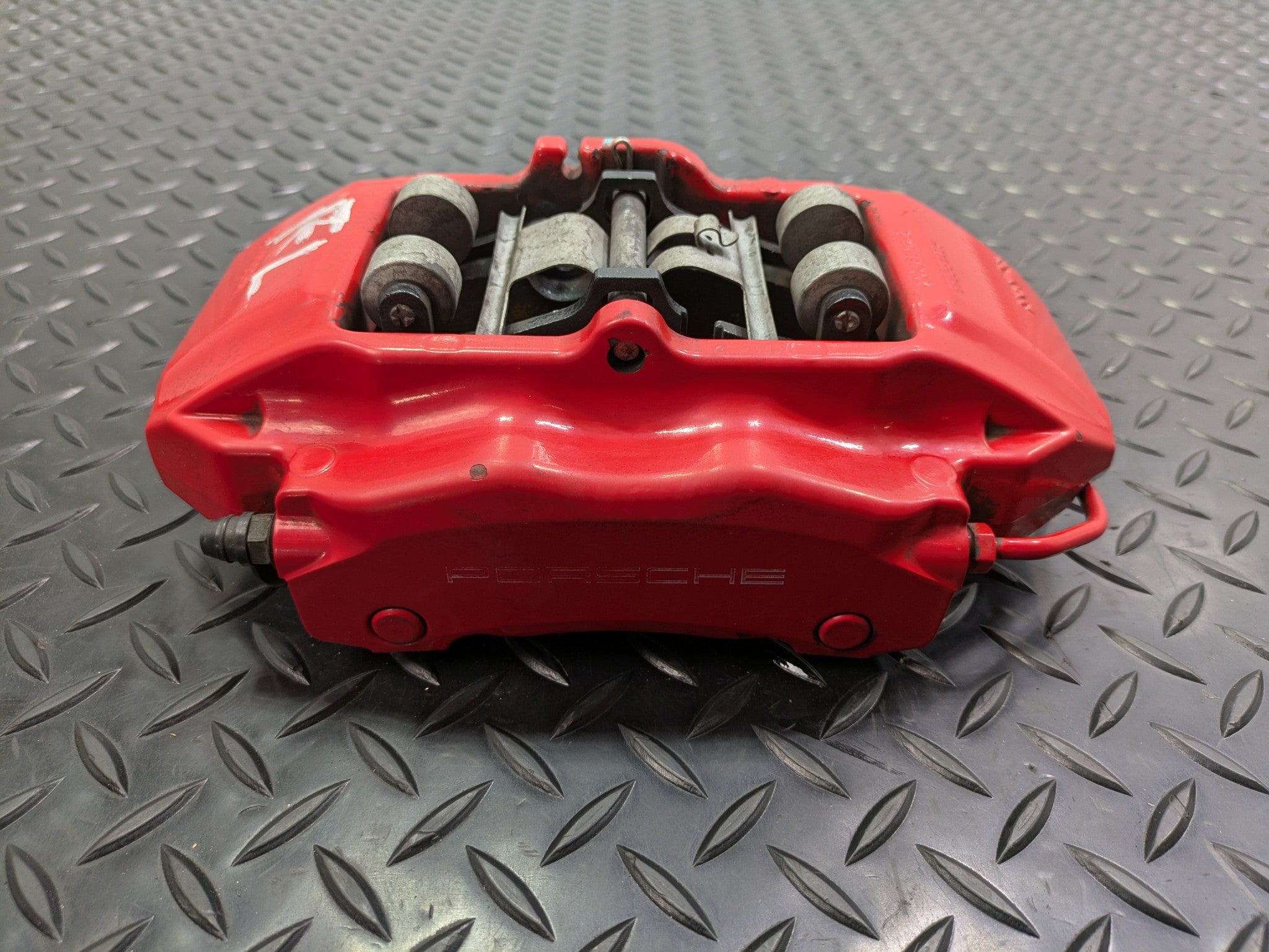 2006 - 2008 OEM PORSCHE CAYMAN FRONT LEFT DRIVER SIDE BRAKE CALIPER