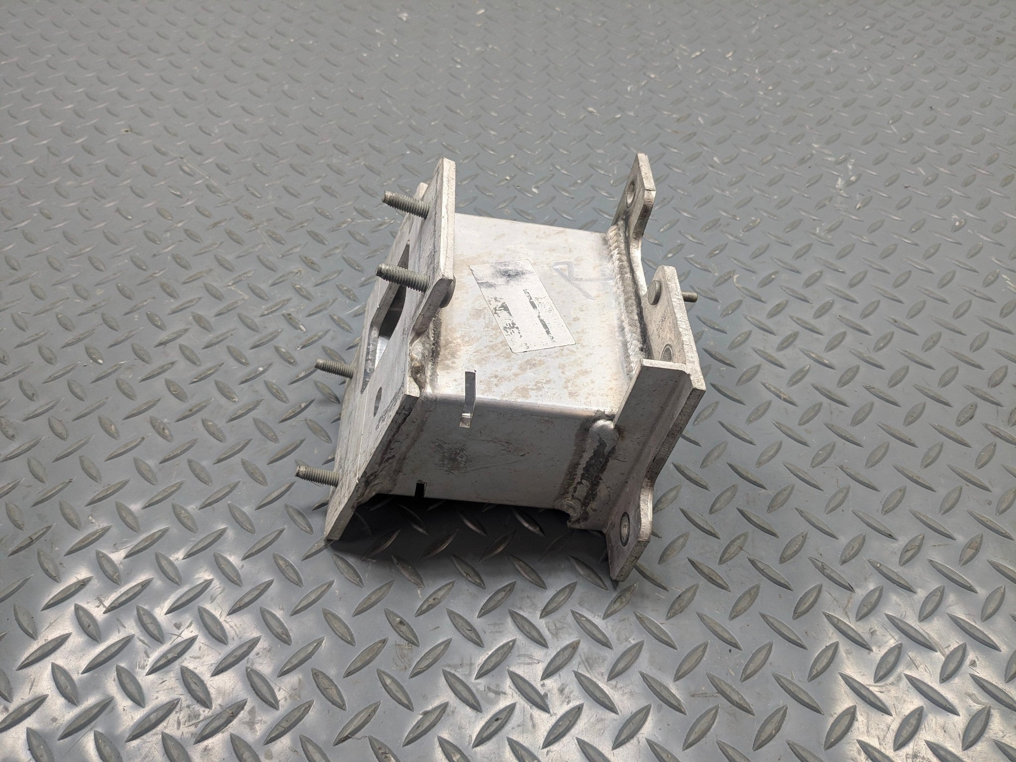 2006 - 2008 OEM PORSCHE CAYMAN FRONT BUMPER REINFORCEMENT RIGHT SIDE BRACKET