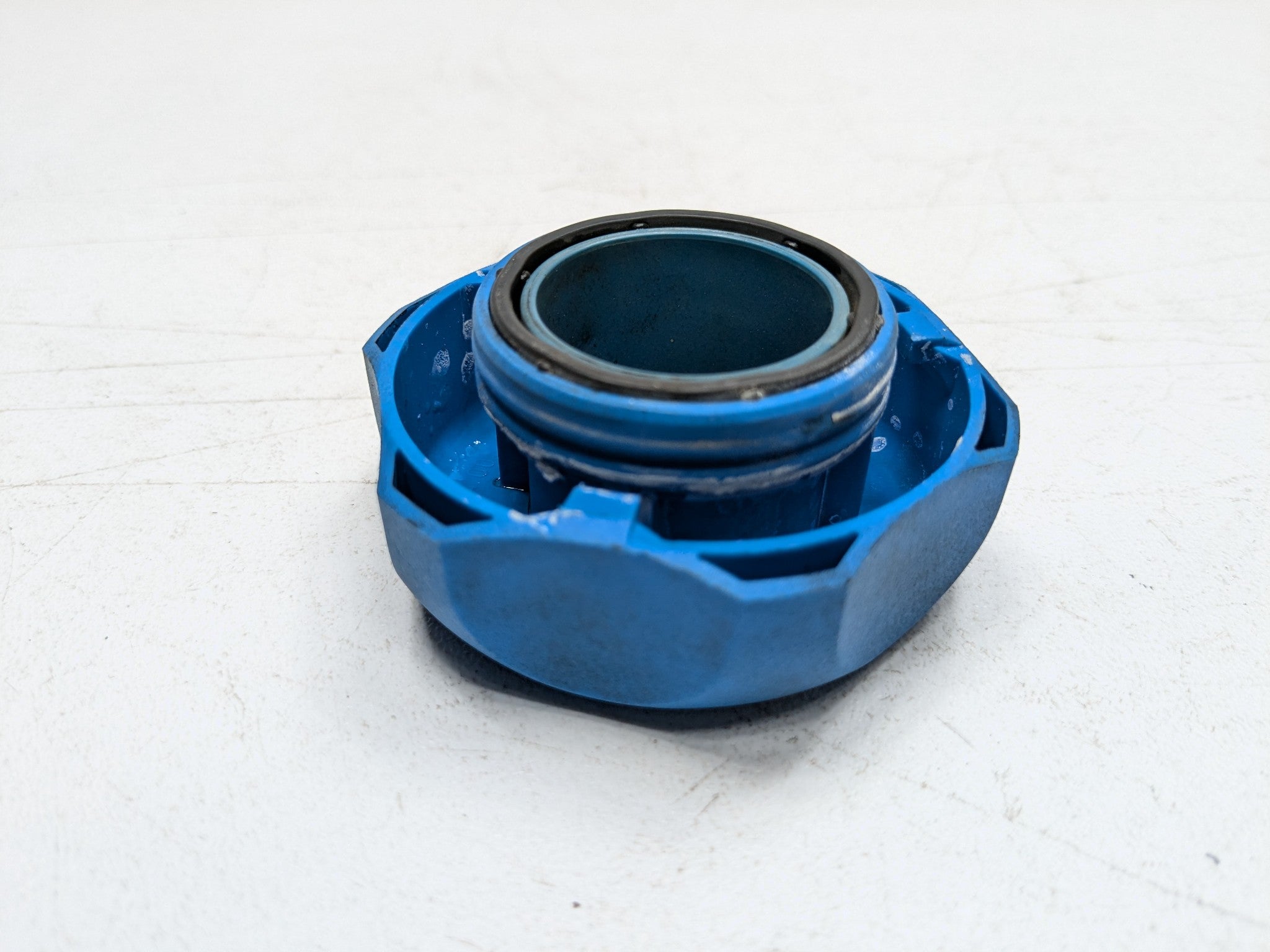 2006 - 2008 OEM PORSCHE CAYMAN COOLANT RESERVOIR EXPANSION TANK CAP