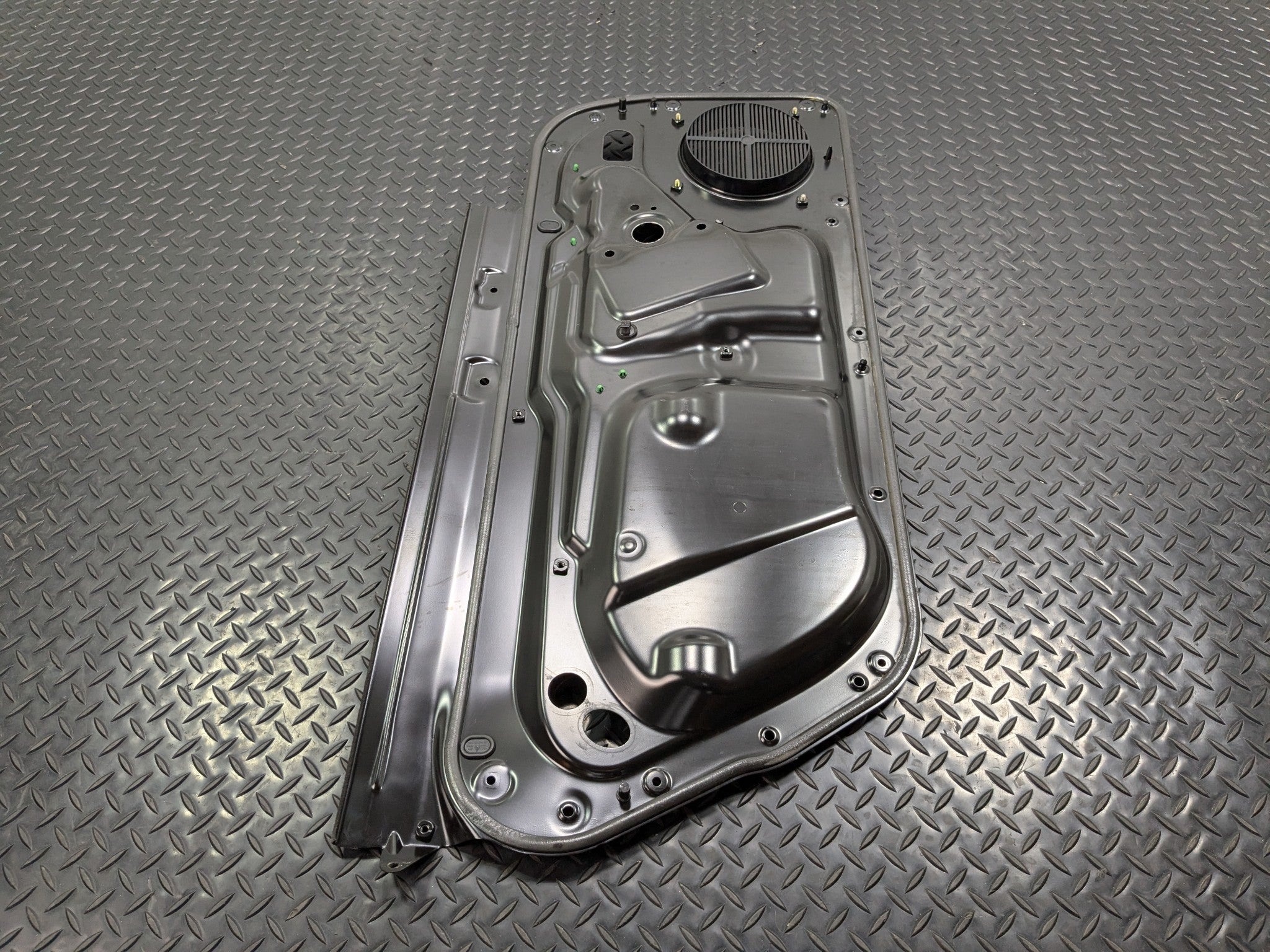 06 - 08 OEM PORSCHE CAYMAN RIGHT PASSENGER SIDE DOOR INNER CLOSEOUT COVER PANEL