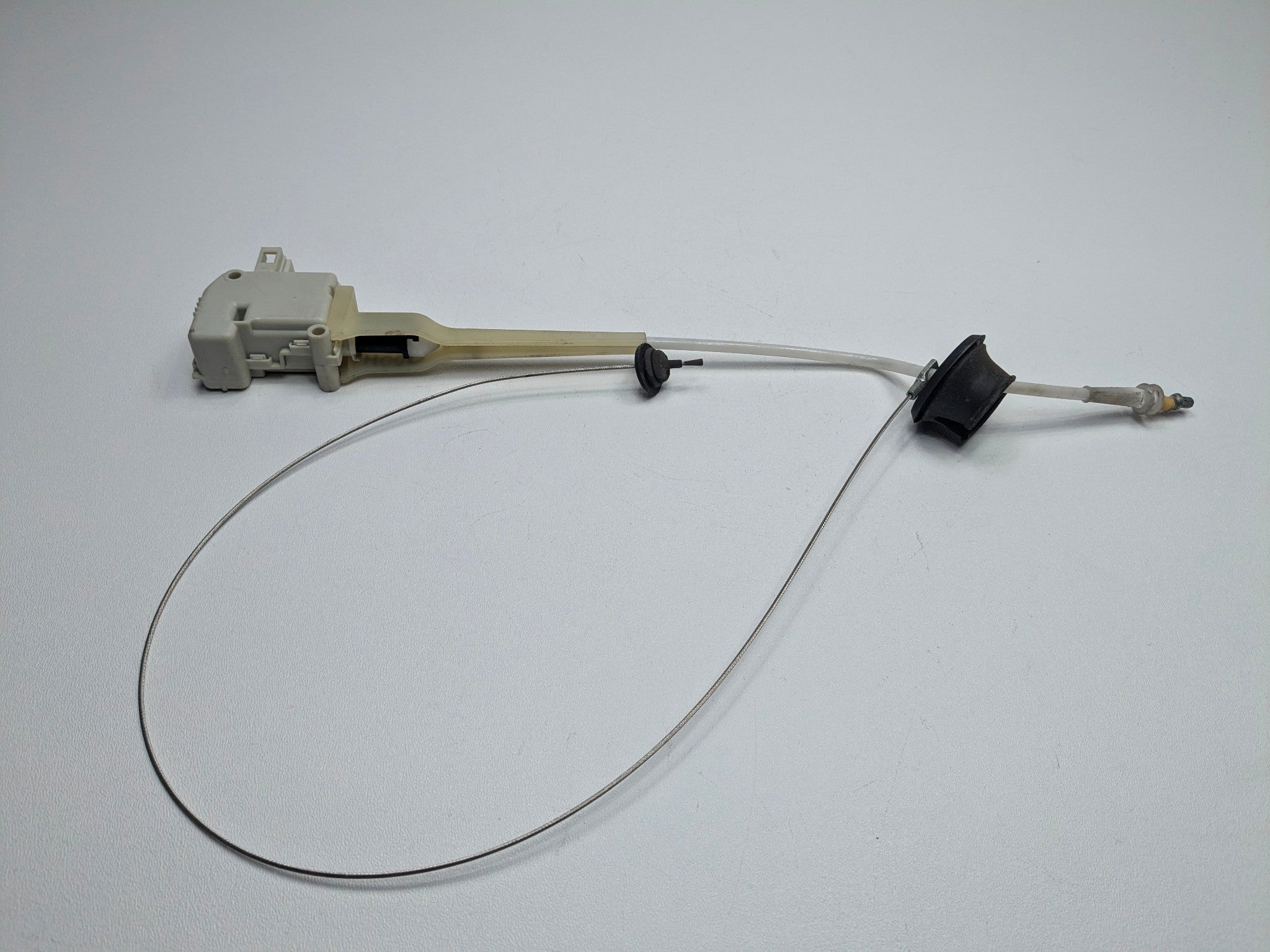 2006 - 2008 OEM PORSCHE CAYMAN FRONT HOOD LATCH LOCK ACTUATOR