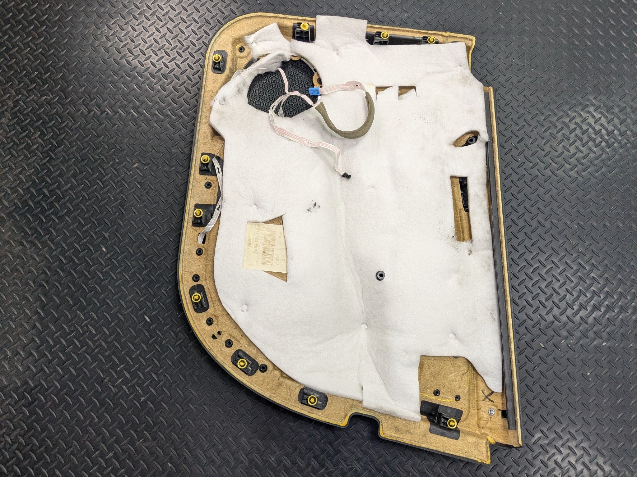 2009 - 2011 OEM MERCEDES-BENZ ML63 FRONT LEFT INTERIOR DOOR PANEL COVER TRIM