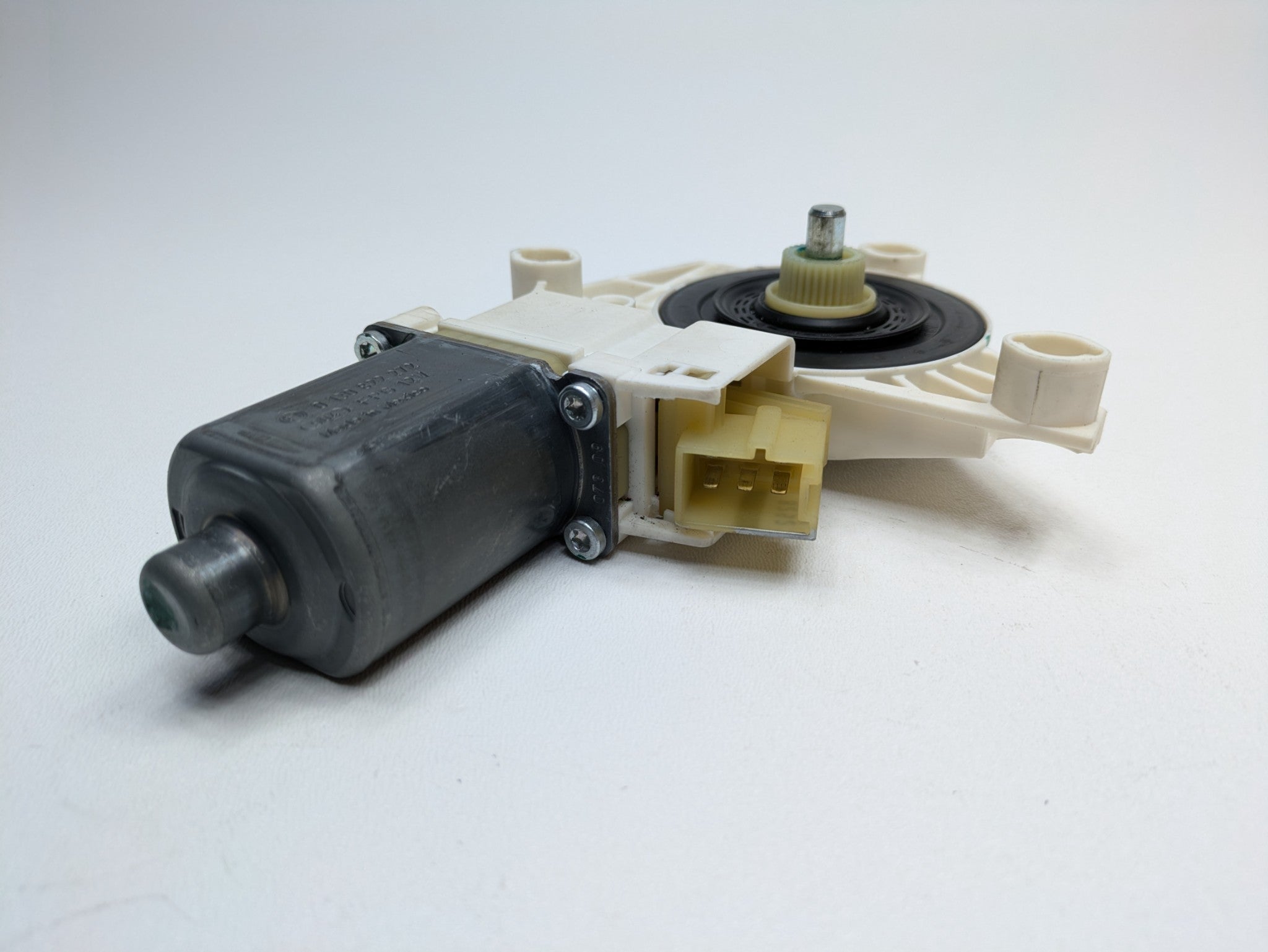 2009 - 2011 OEM MERCEDES-BENZ ML63 FRONT RIGHT SIDE WINDOW REGULATOR MOTOR