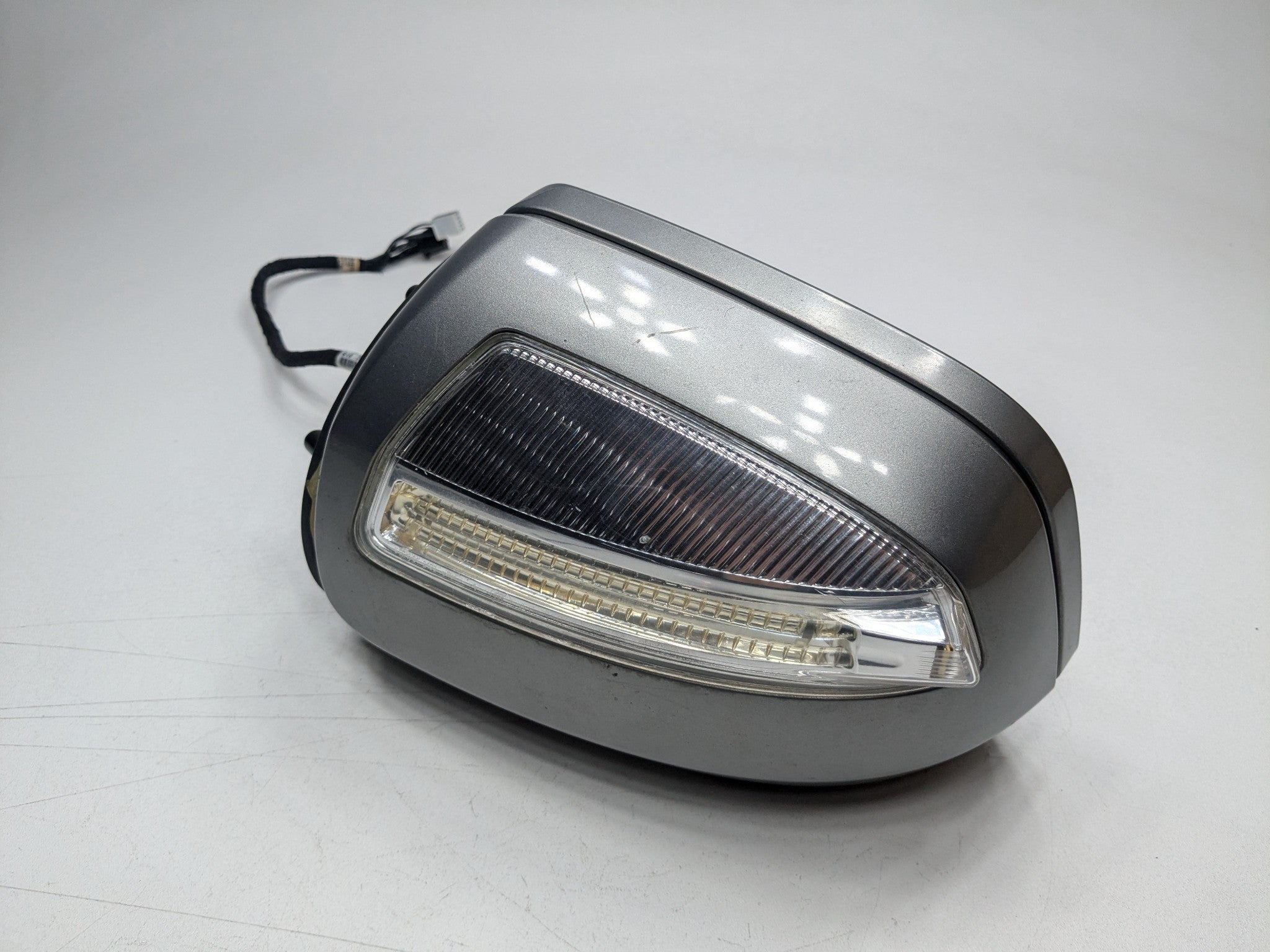 2009 - 2011 OEM MERCEDES-BENZ ML63 FRONT LEFT DRIVER SIDE POWER DOOR MIRROR