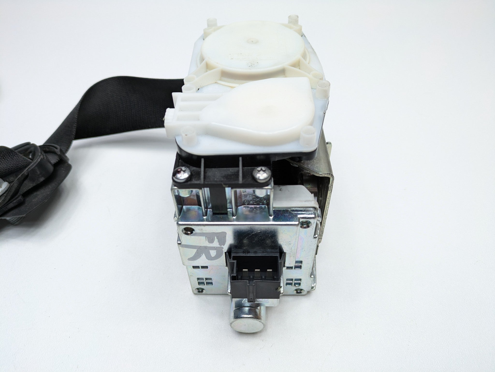2009 - 2011 OEM MERCEDES-BENZ ML63 FRONT RIGHT SIDE SEAT BELT RETRACTOR