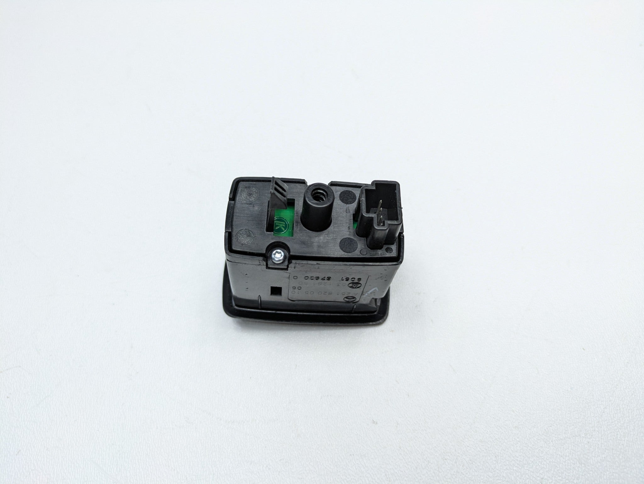 2009 - 2011 OEM MERCEDES-BENZ ML63 FRONT RIGHT WINDOW REGULATOR CONTROL SWITCH