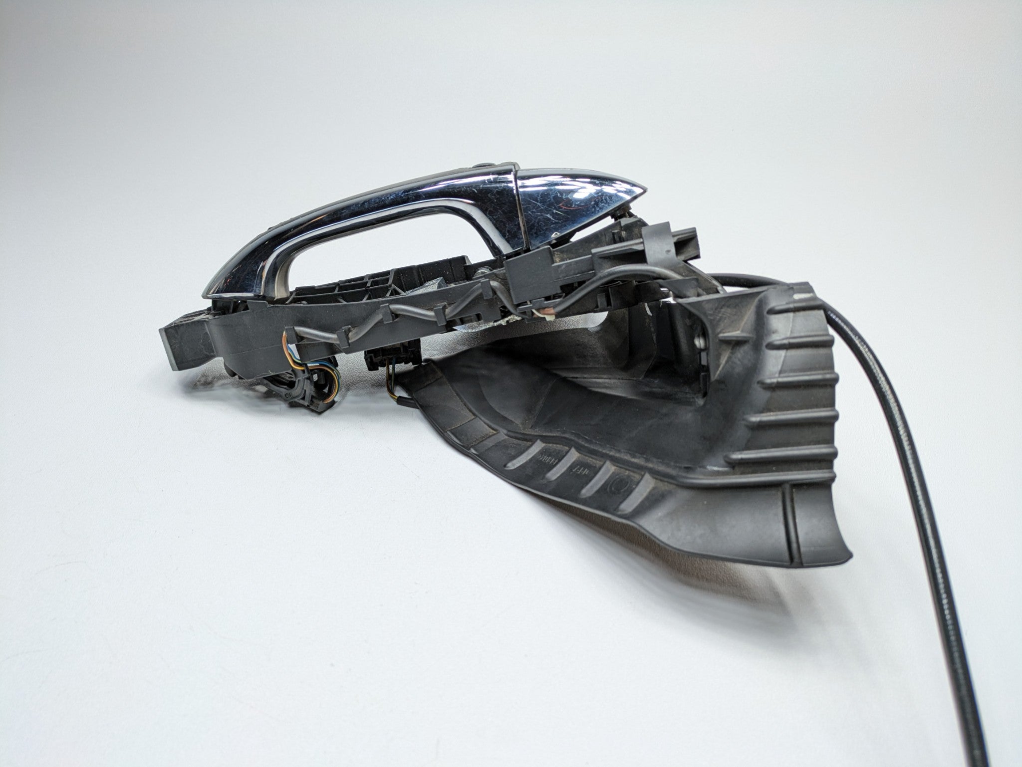 2009 - 2011 OEM MERCEDES-BENZ ML63 FRONT RIGHT SIDE OUTSIDE DOOR HANDLE