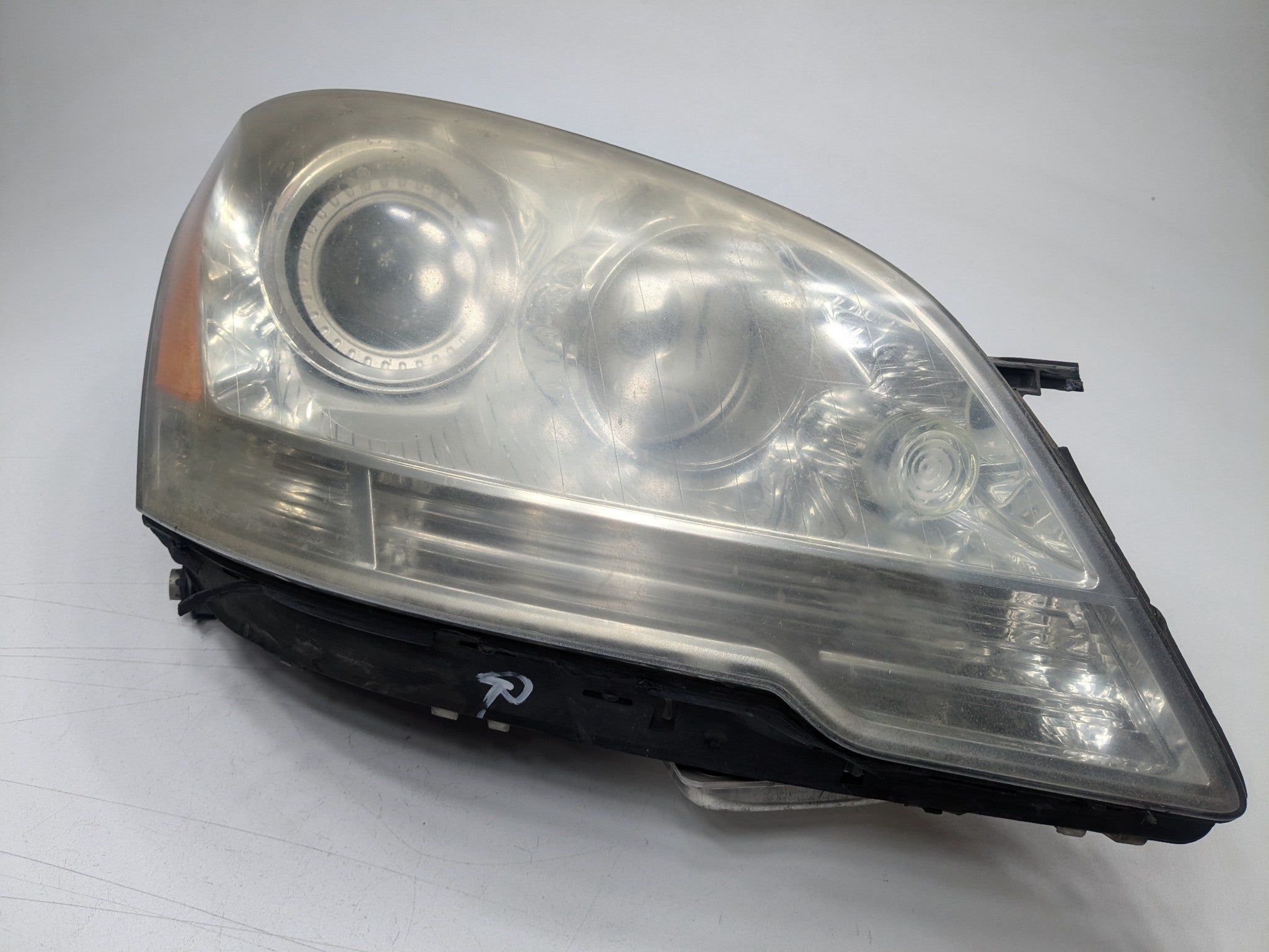2009 - 2011 OEM MERCEDES-BENZ ML63 FRONT RIGHT PASSENGER SIDE HEADLAMP ASSEMBLY
