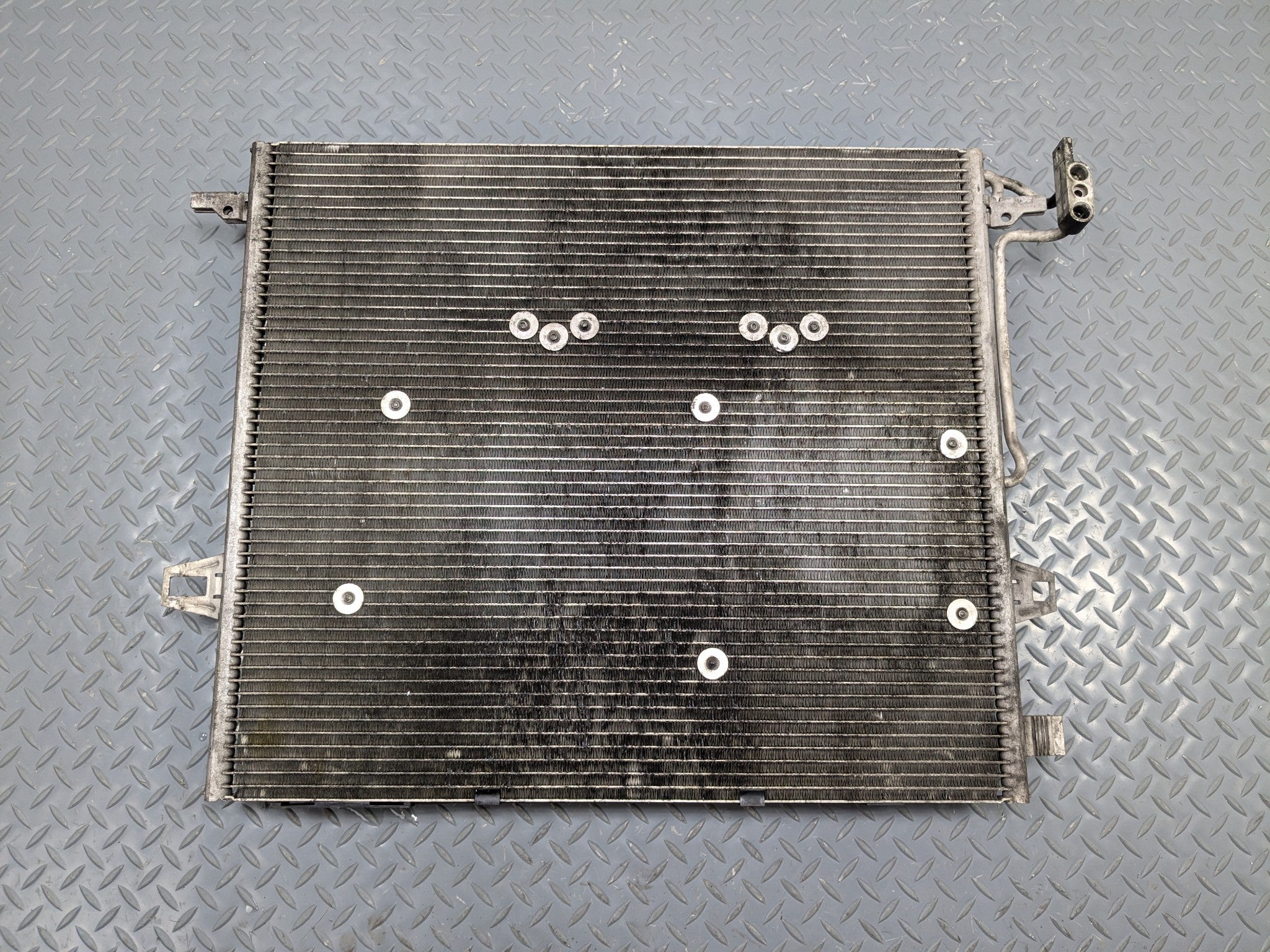 2009 - 2011 OEM MERCEDES-BENZ ML63 OIL COOLER AC AIR CONDENSER