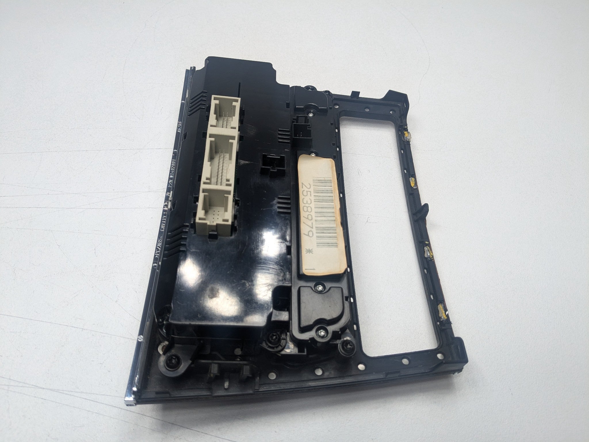2009 - 2011 OEM MERCEDES-BENZ ML63 FRONT AC CLIMATE CONTROL SWITCH WITH BEZEL