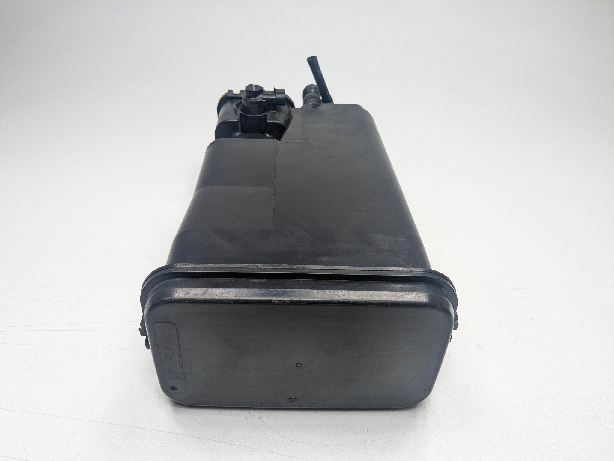 2009 - 2011 OEM MERCEDES-BENZ ML63 FUEL VAPOR EVAPORATOR CANISTER