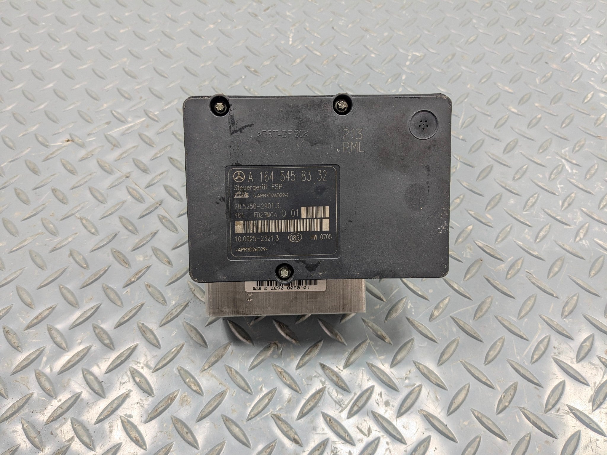 2009 - 2011 OEM MERCEDES-BENZ ML63 ABS ANTI-LOCK BRAKE PUMP CONTROL MODULE
