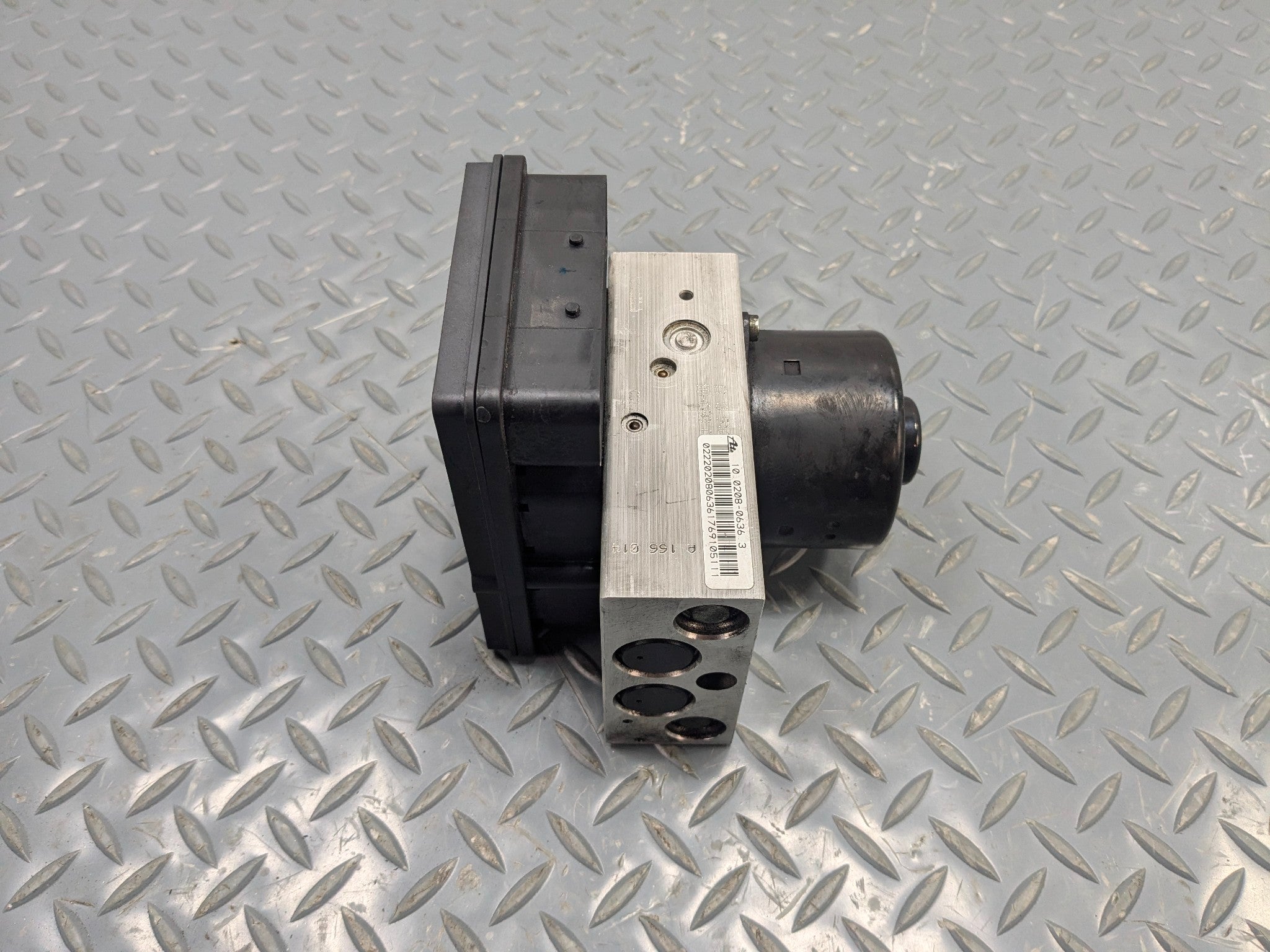 2009 - 2011 OEM MERCEDES-BENZ ML63 ABS ANTI-LOCK BRAKE PUMP CONTROL MODULE