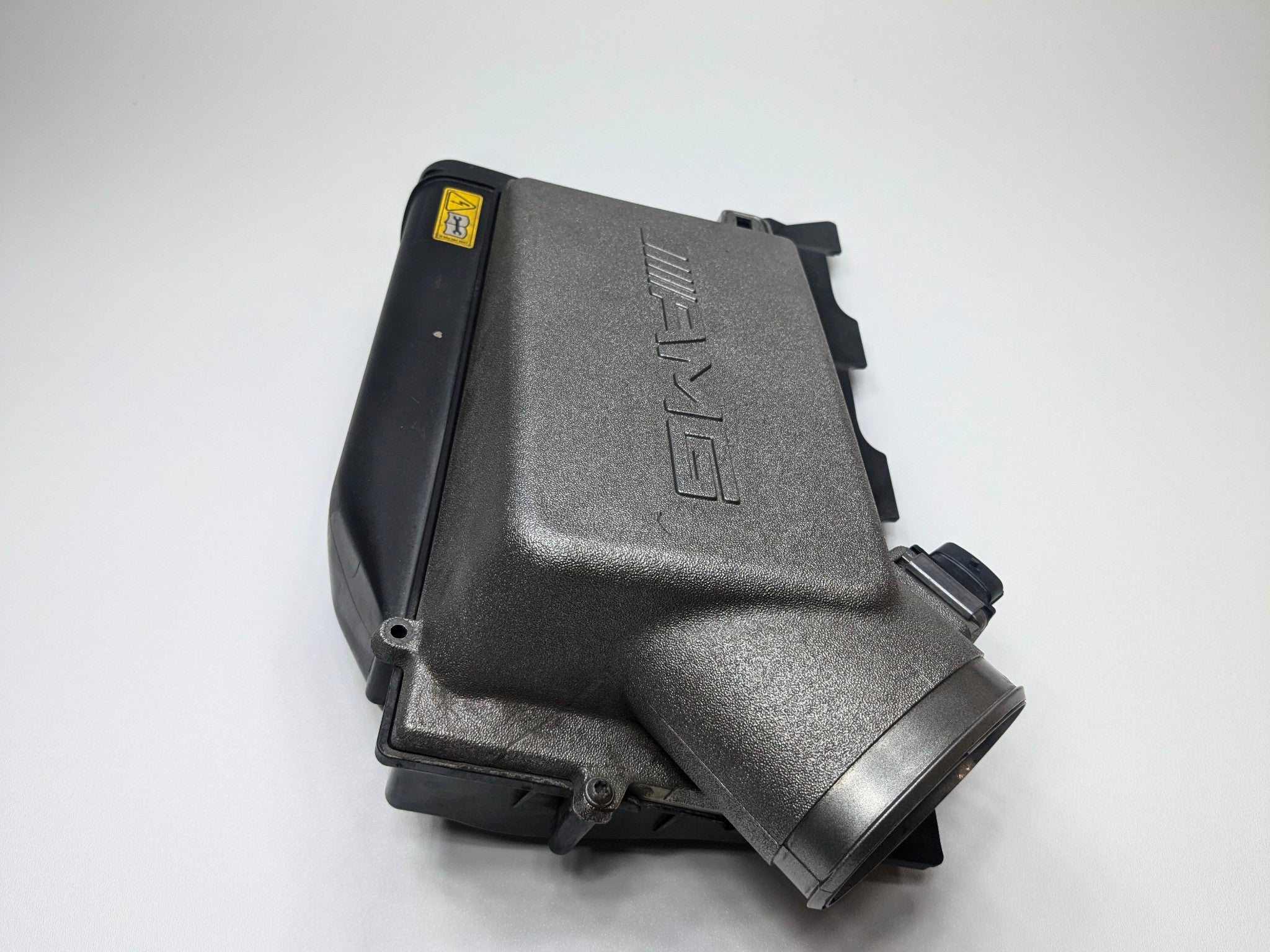 2009 - 2011 OEM MERCEDES-BENZ ML63 LEFT AIR CLEANER FILTER HOUSING BOX