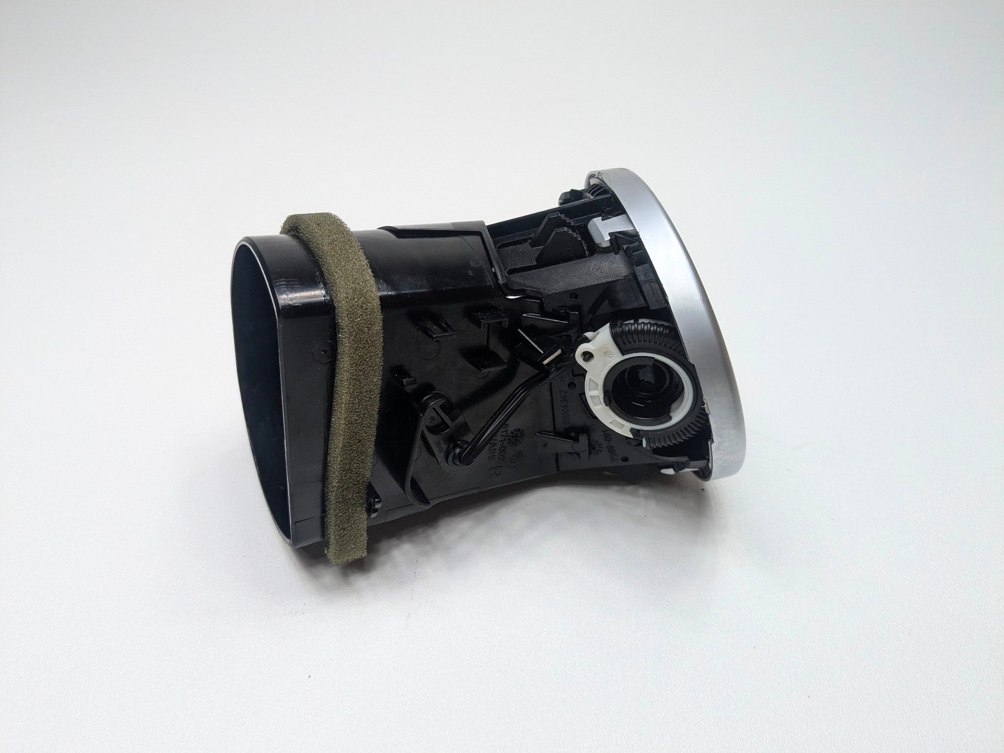 2009 - 2011 OEM MERCEDES-BENZ ML63 FRONT RIGHT SIDE DASH AC HEATER AIR VENT