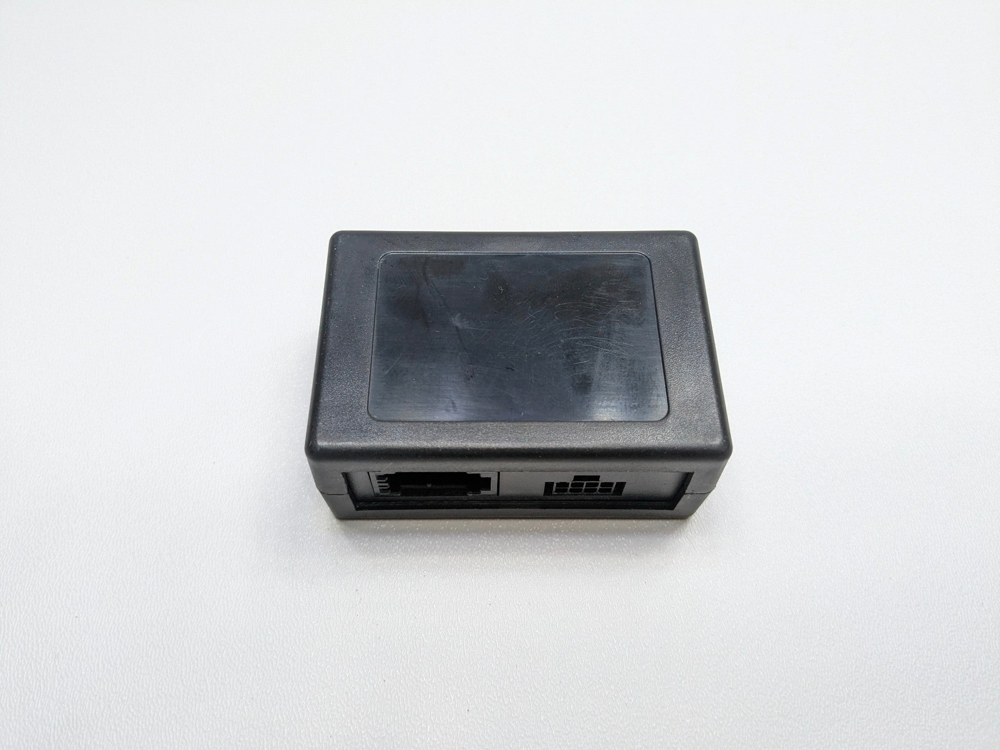 2009 - 2011 OEM MERCEDES-BENZ ML63 FIBER HEAD UNIT AMPLIFIER INTERFACE
