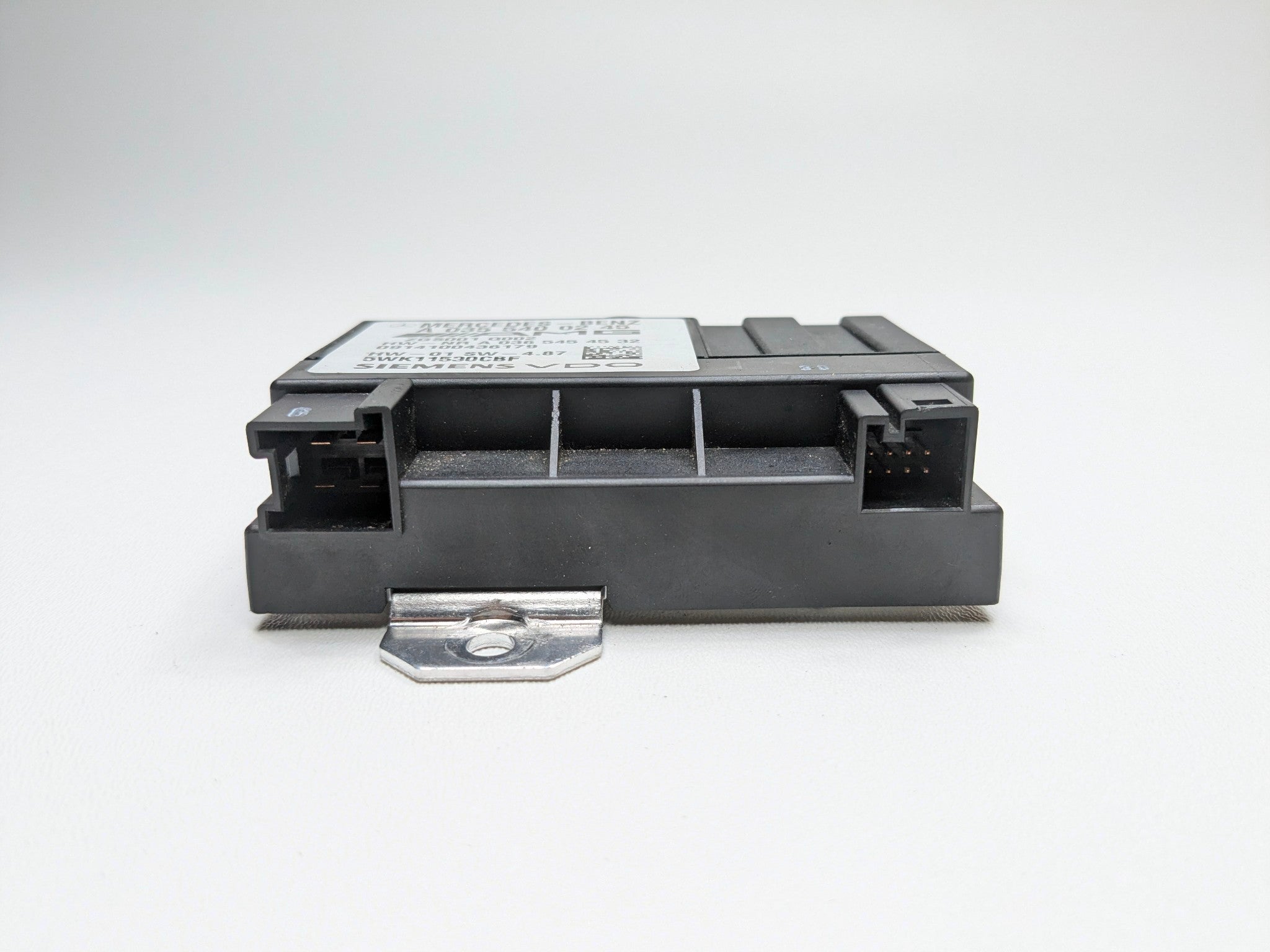 2009 - 2011 OEM MERCEDES-BENZ ML63 FUEL PUMP MOTOR CONTROL MODULE