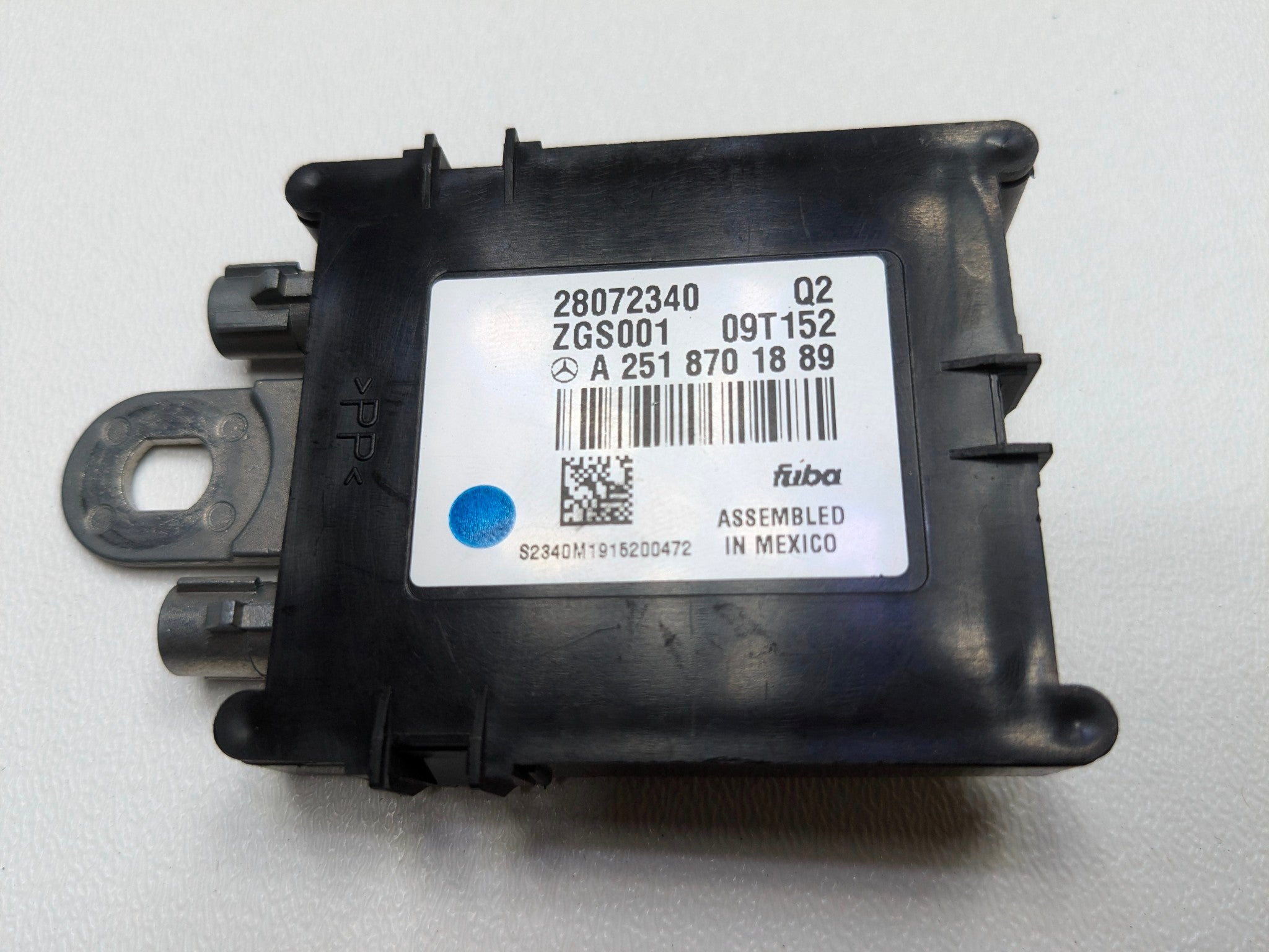 2009 - 2011 OEM MERCEDES-BENZ ML63 ANTENNA AMP AMPLIFIER MODULE ASSEMBLY