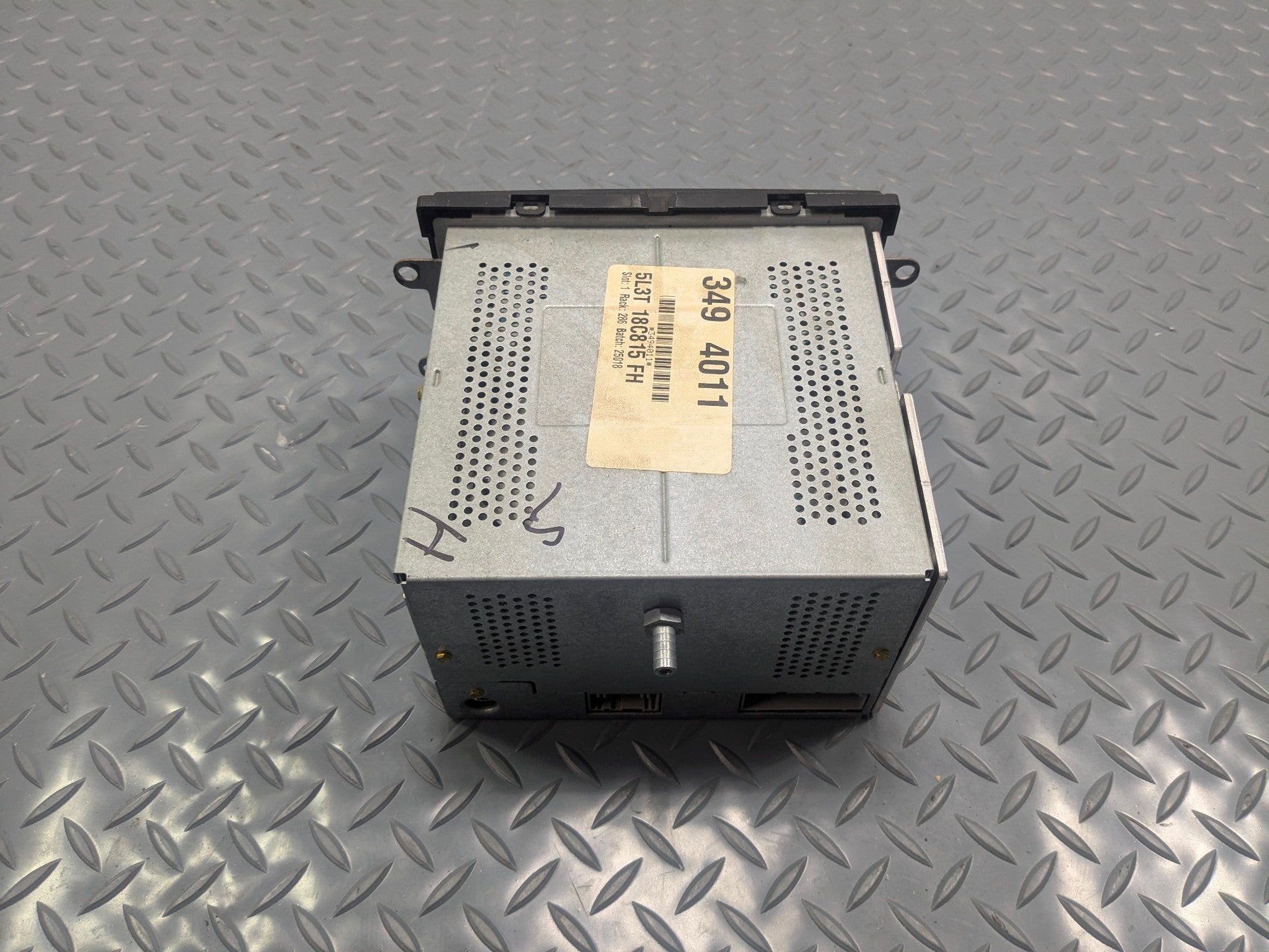 2004 - 2008 OEM FORD F150 AUDIO RADIO CD PLAYER EQUIPMENT RECEIVER