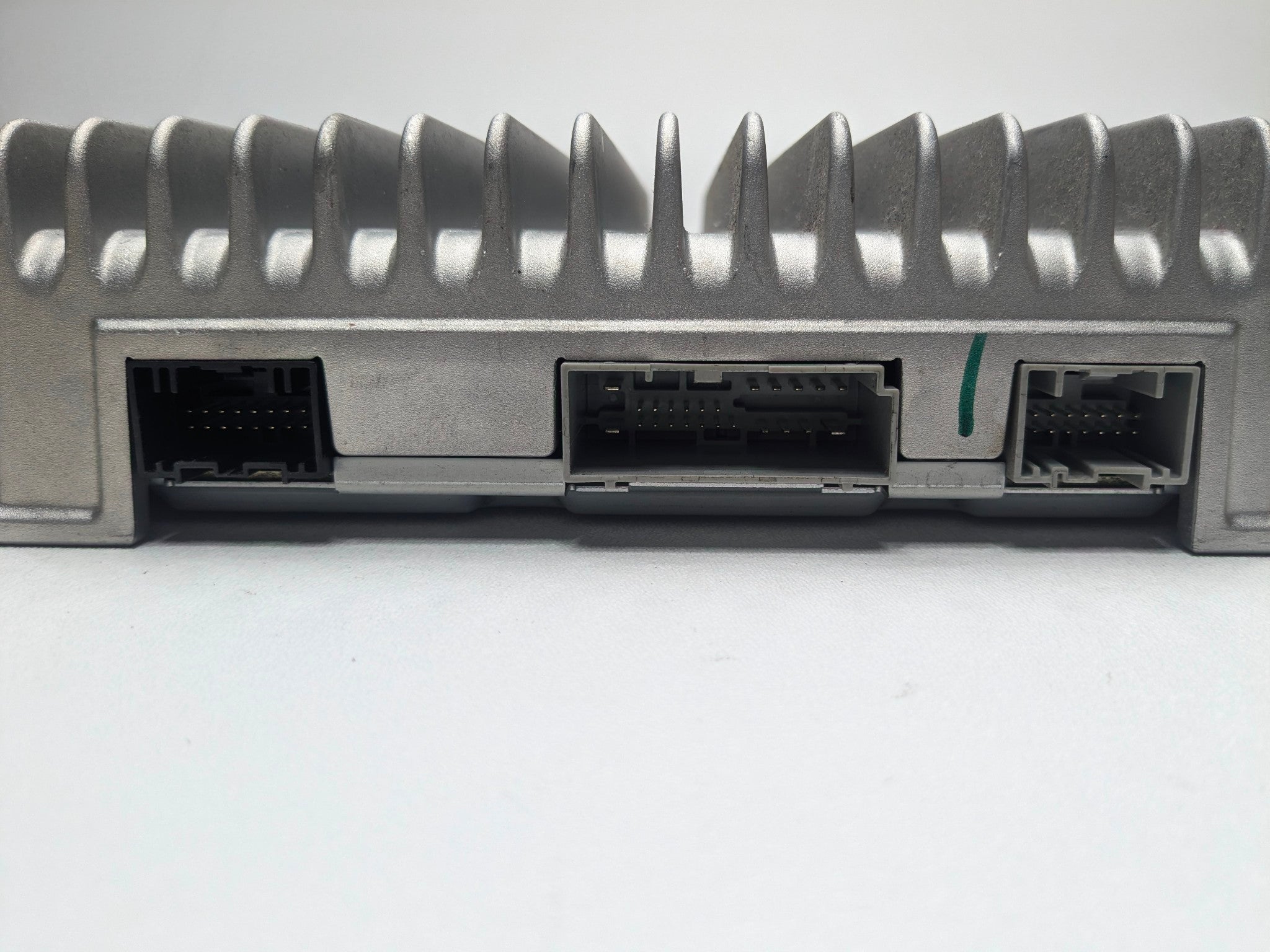 2007 - 2010 OEM LINCOLN MKX NAVIGATOR RADIO STEREO AUDIO AMPLIFIER