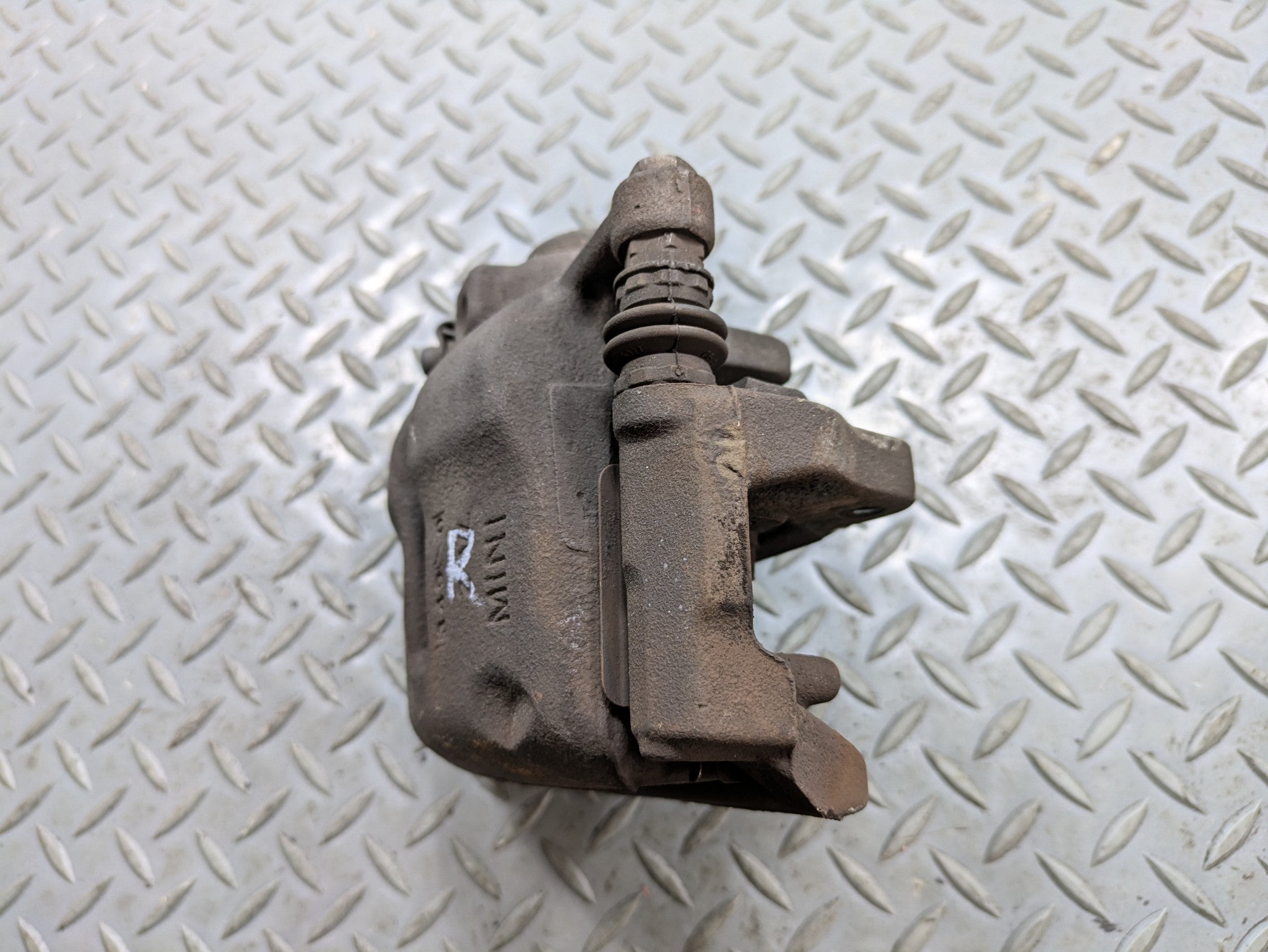 2011 - 2013 OEM MINI COOPER FRONT RIGHT PASSENGER SIDE BRAKE CALIPER