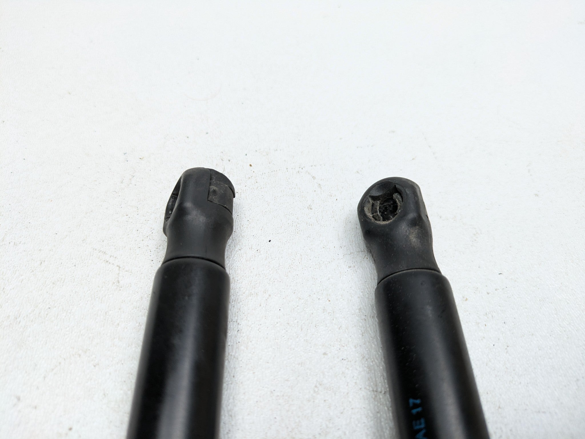 2011 - 2013 OEM MINI COOPER FRONT LEFT AND RIGHT SIDE HOOD SHOCK STRUT ASSEMBLY