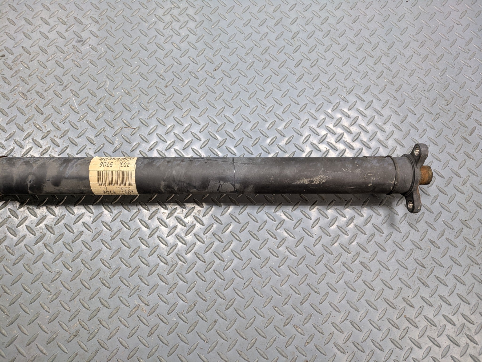 2004 - 2006 OEM MERCEDES-BENZ C230 REAR DRIVE SHAFT CARDAN PROPELLER ASSEMBLY