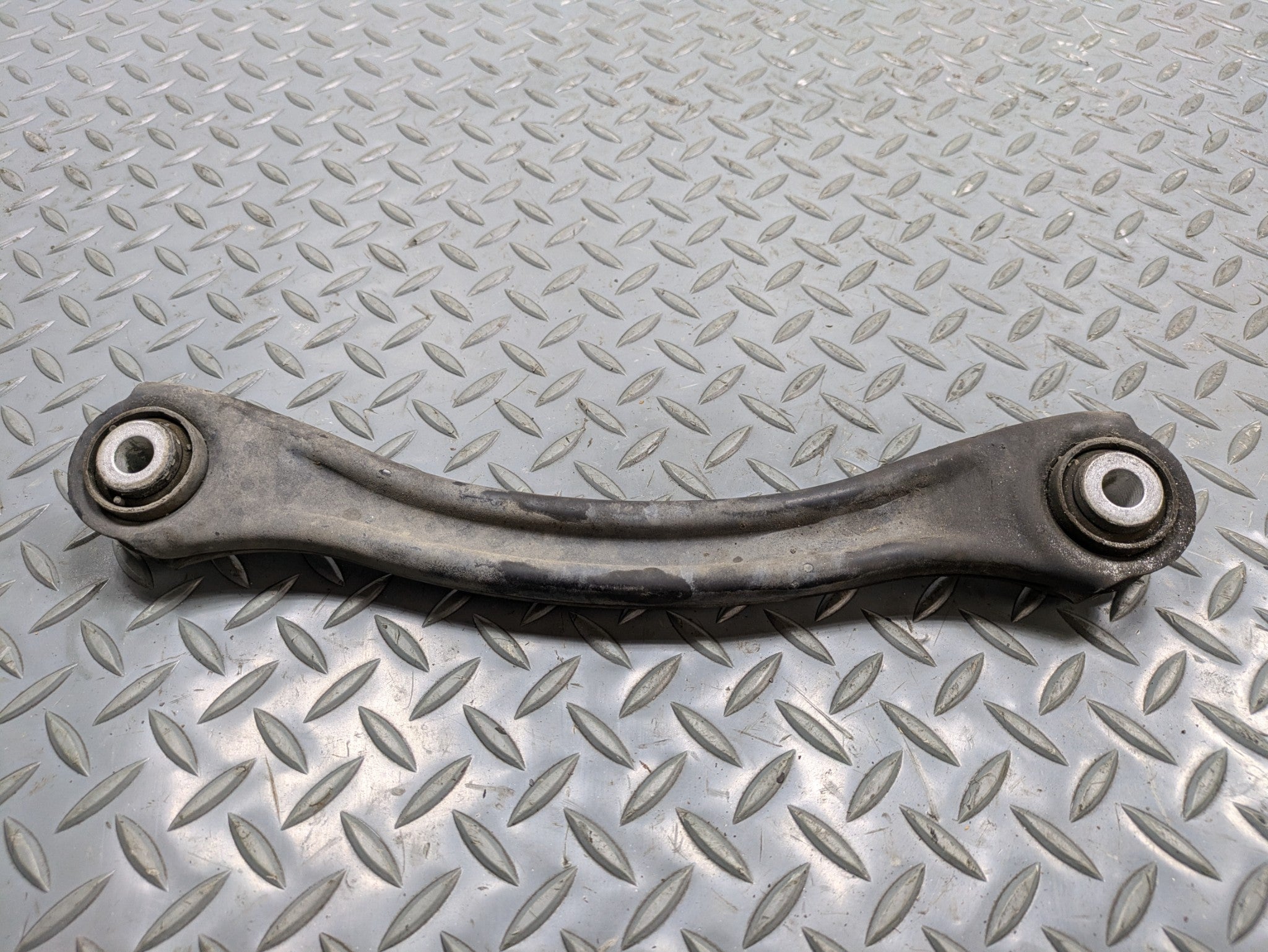 2004 - 2006 OEM MERCEDES-BENZ C230 REAR LEFT DRIVER SIDE UPPER CONTROL ARM