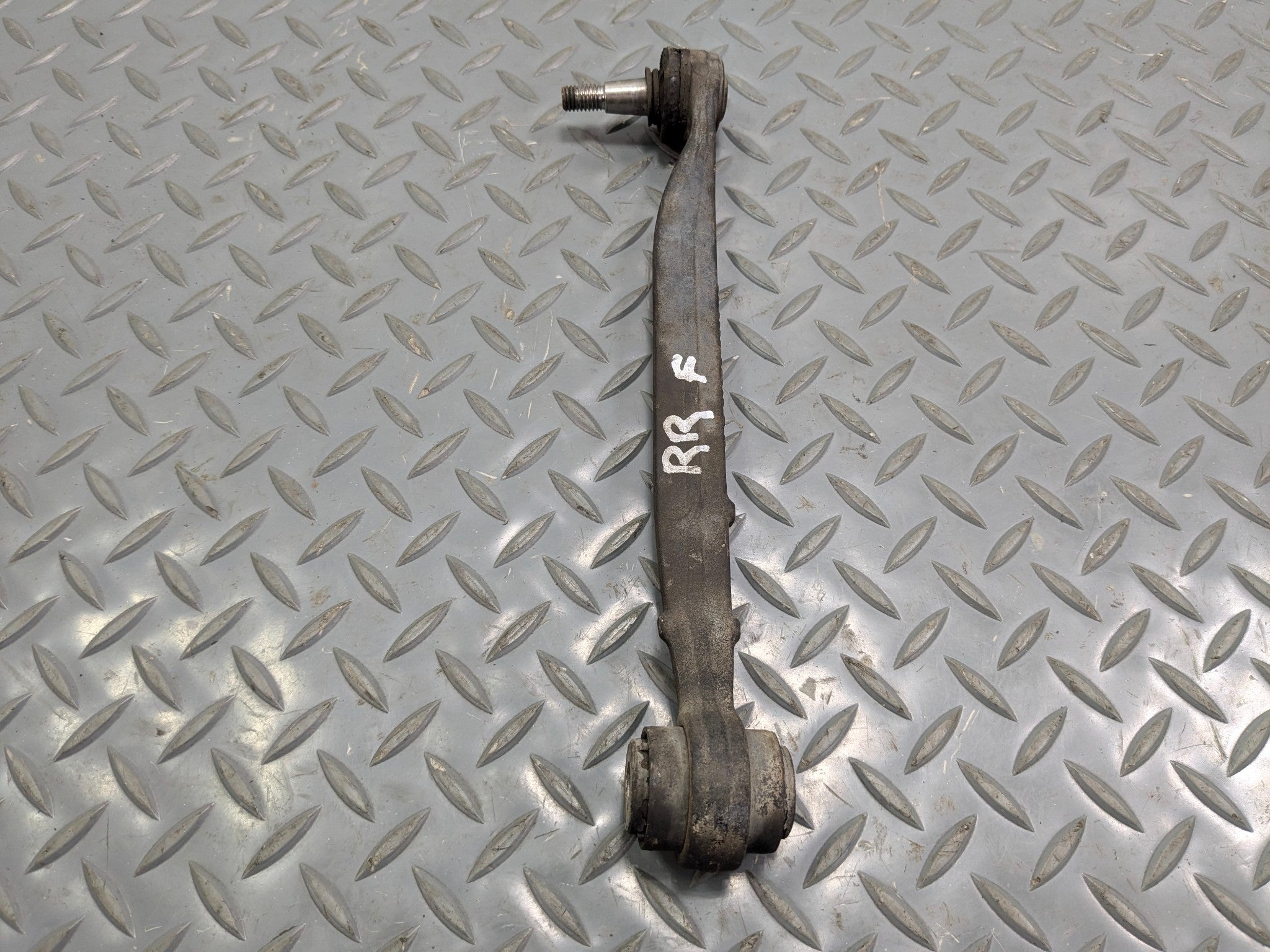 2004 - 2006 OEM MERCEDES-BENZ C230 REAR RIGHT SIDE LOWER FORWARD CONTROL ARM